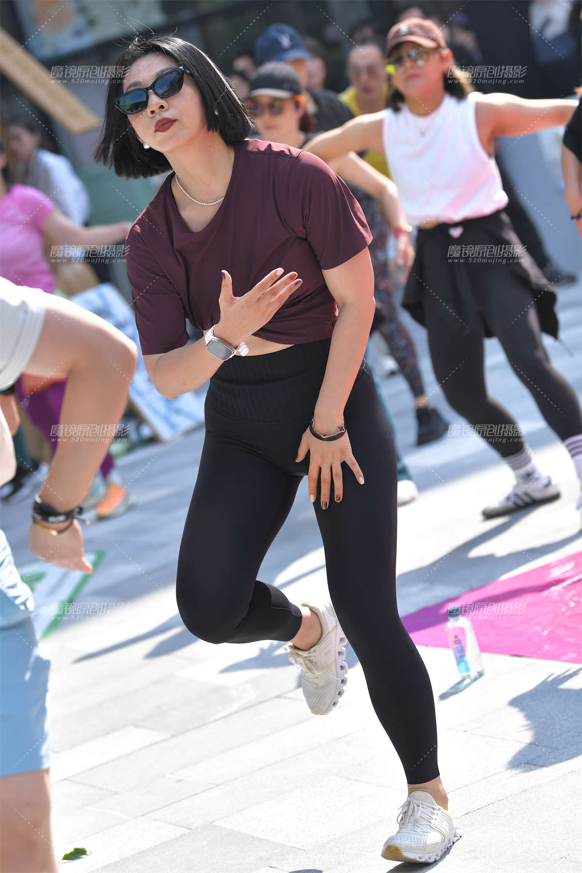 图片[2]-热汗挥洒的少妇-日更街拍