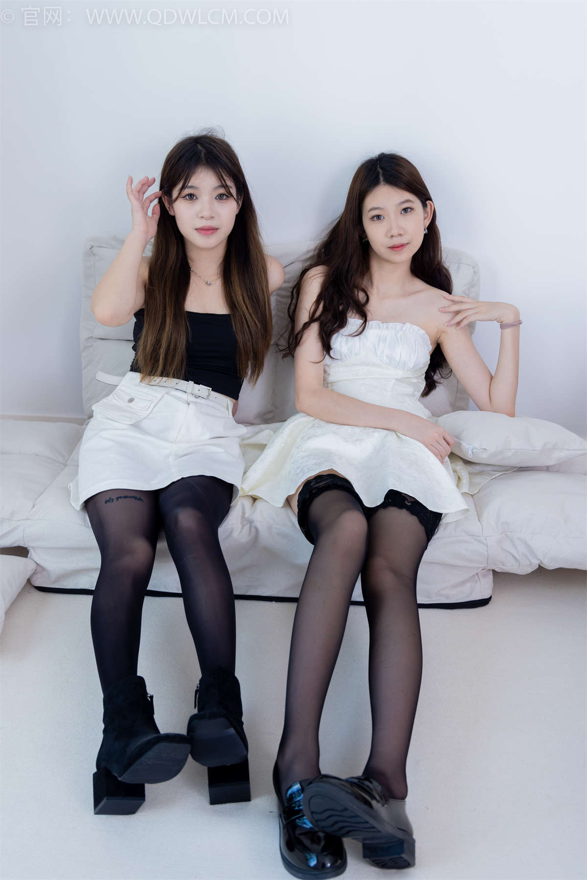 图片[2]-物恋传媒 NO.1708 纤纤&闪闪-爱心姐妹-日更街拍