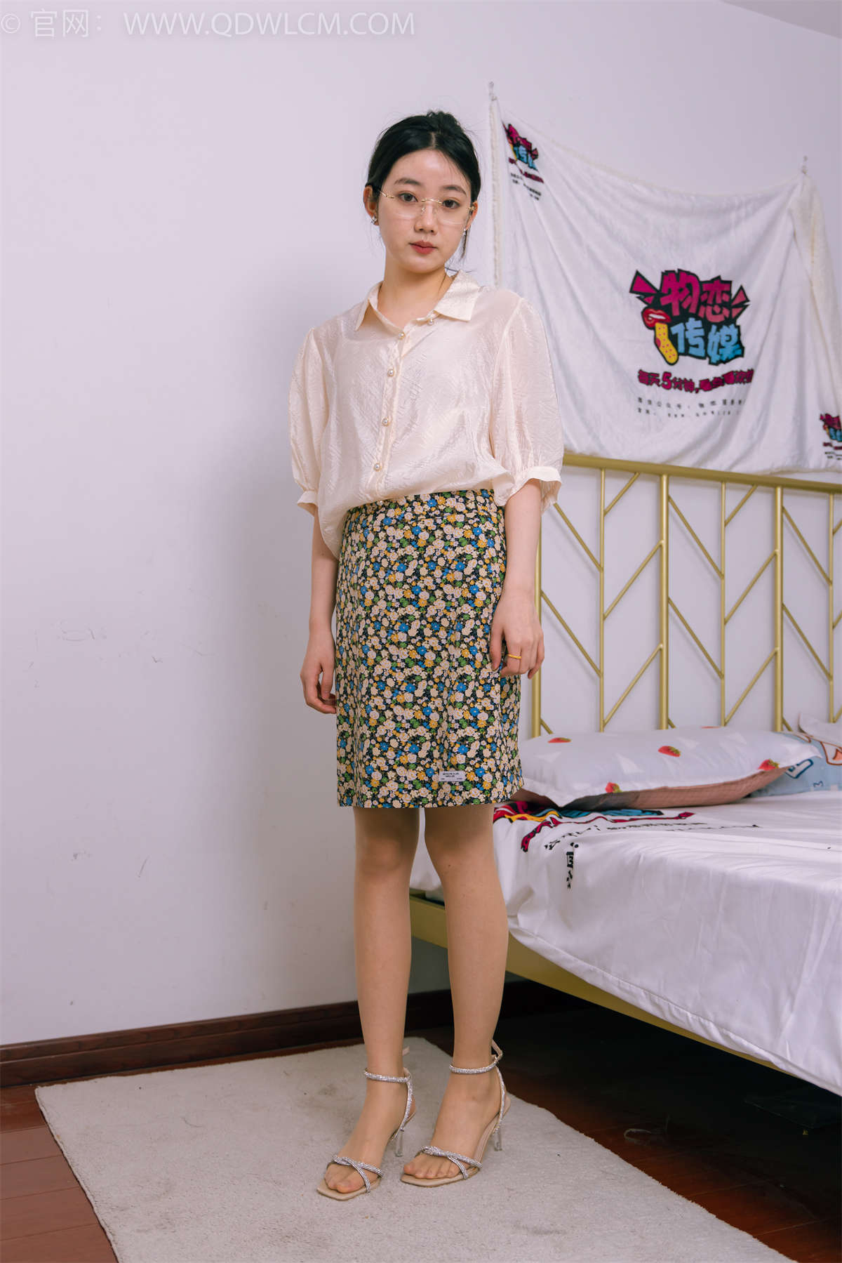 图片[2]-物恋传媒 NO.1587 欢欢-丝滑拿铁-日更街拍