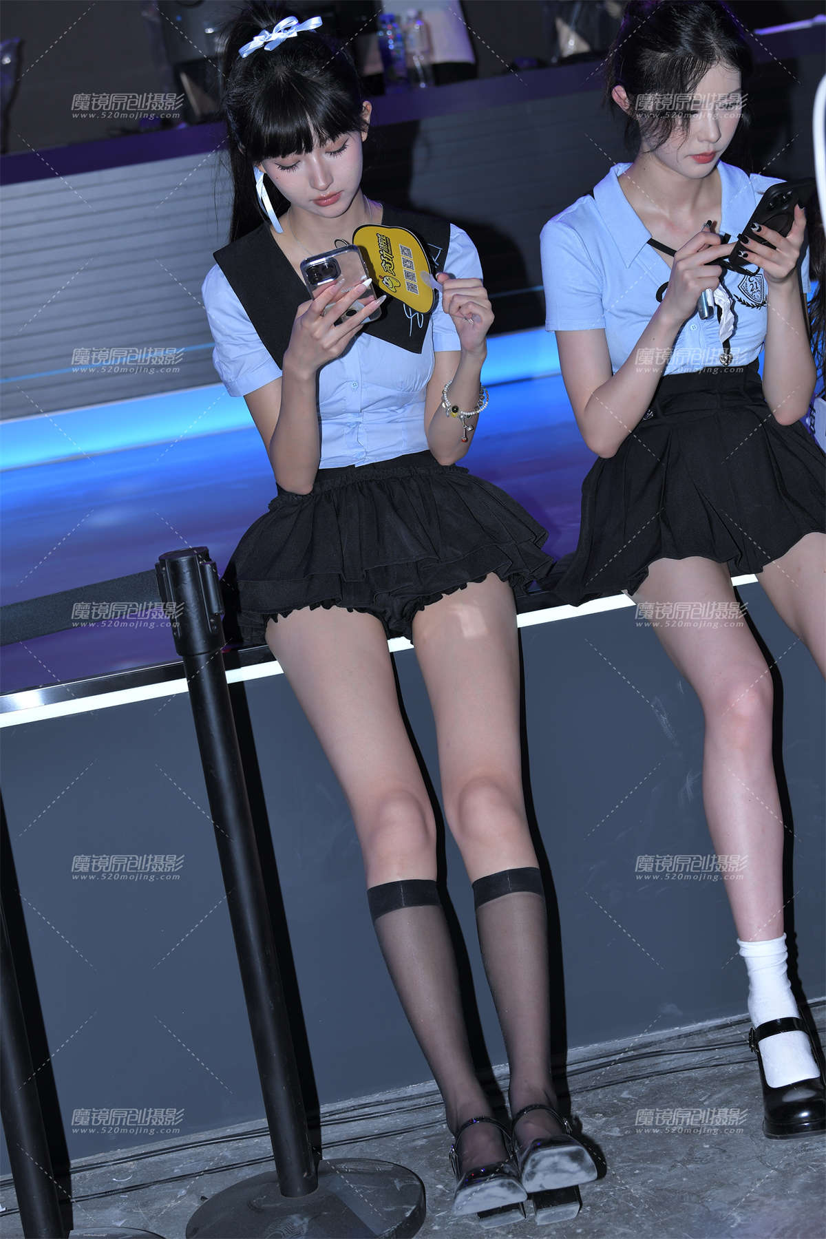 网络人气爆红的小玥玥-日更街拍