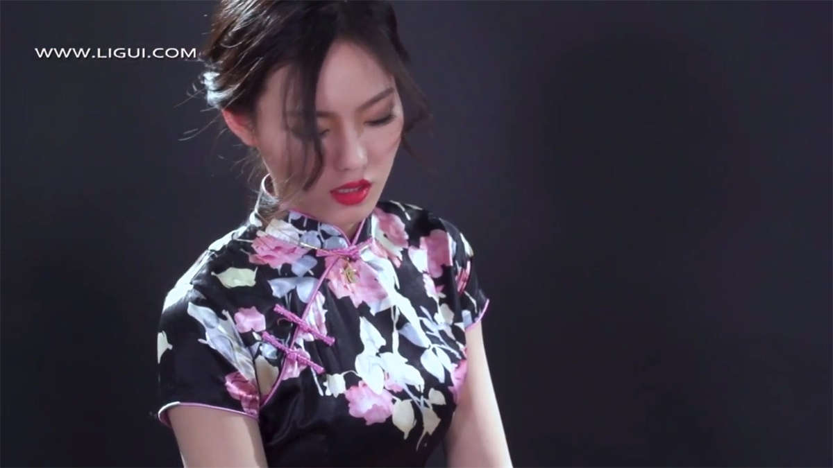 Ligui丽柜视频 2020.06.13 锁住美丽 敏儿-日更街拍