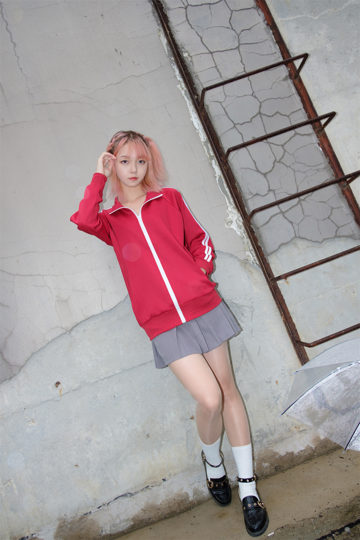 图片[2]-见新摄影 No.005 红色体操服-日更街拍