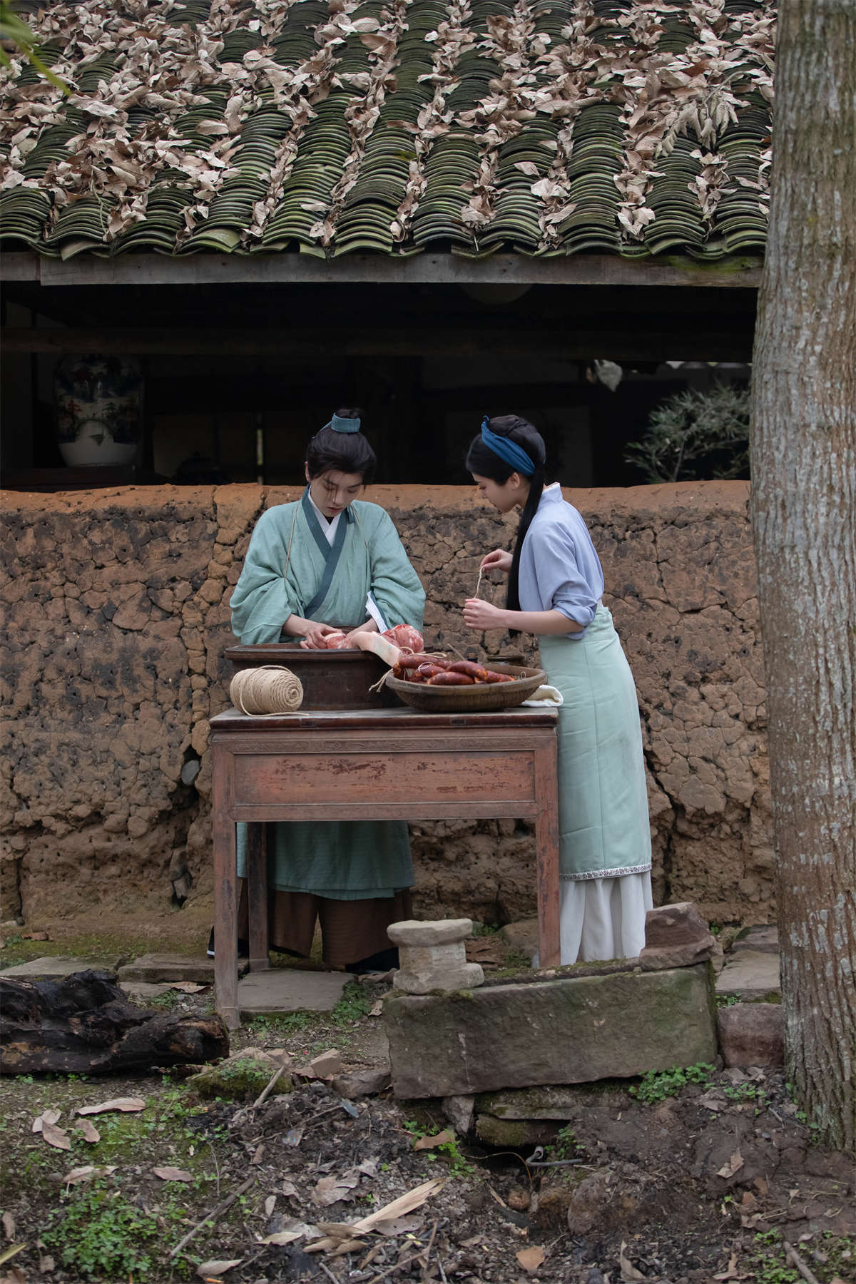 YITUYU艺图语 2023.04.04 做腊肉 一方伊人yi&杰桑桑桑_&汉服爷爷云中鹤插图1