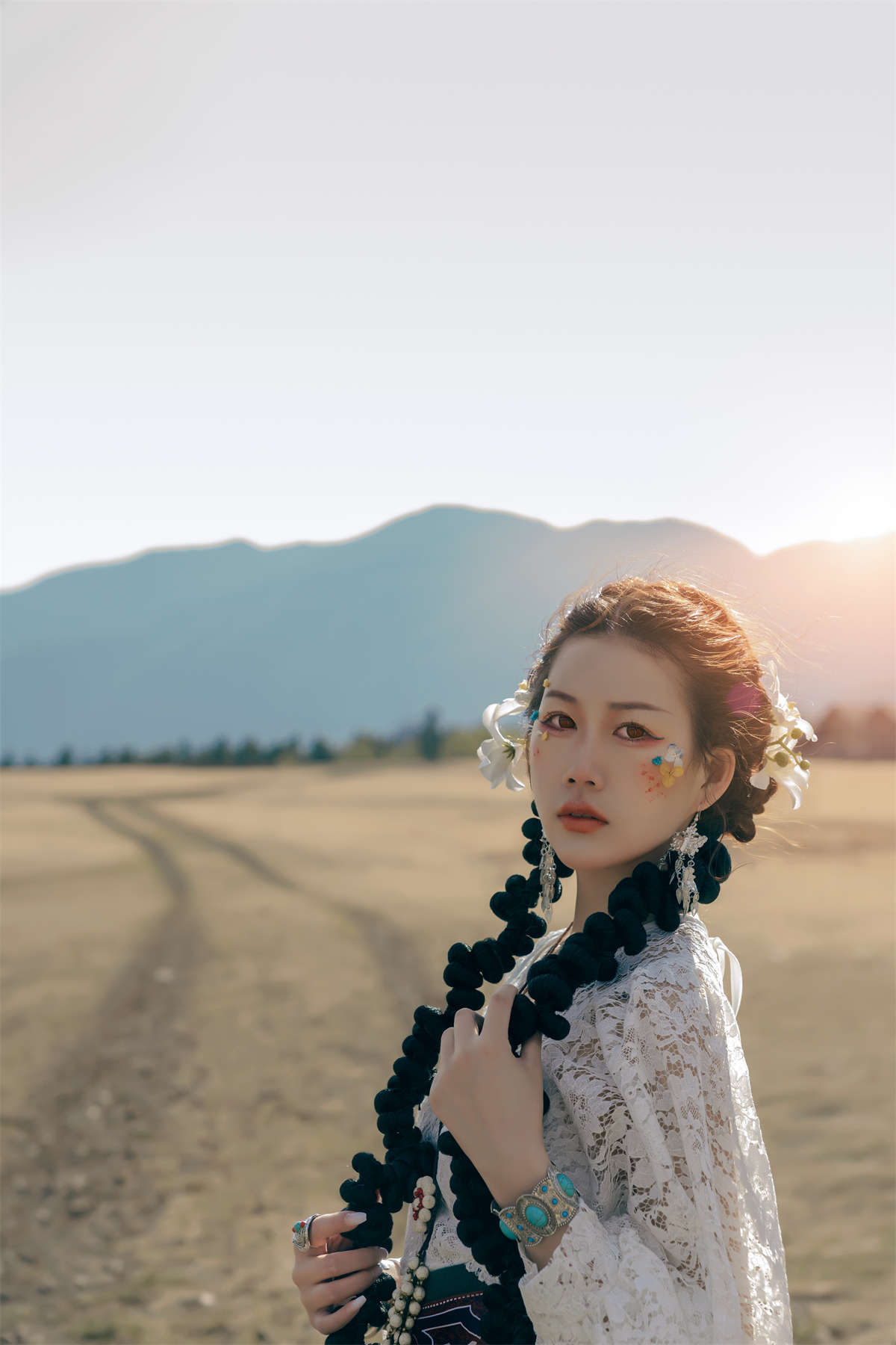 YITUYU艺图语 2022.05.20 藏族少女 邓娃儿-日更街拍