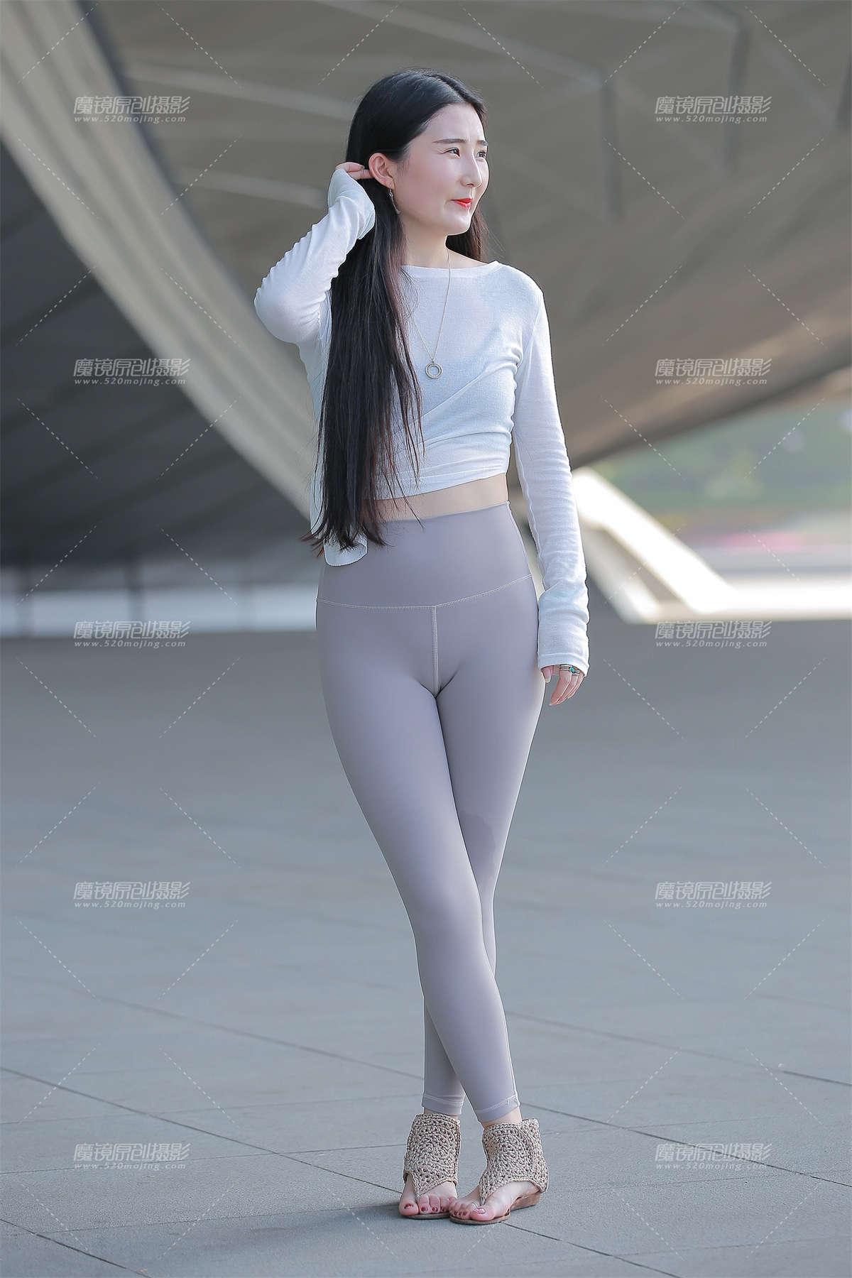 姐依然美丽动人（2）-日更街拍