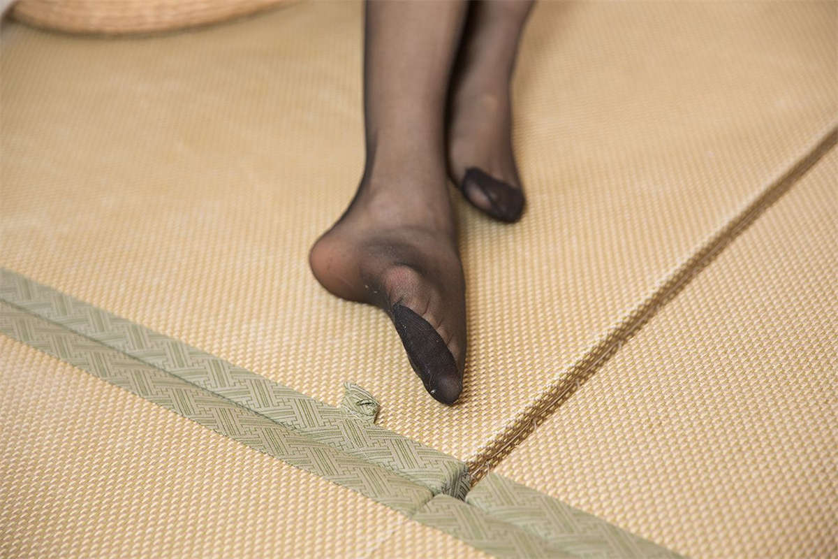 图片[2]-TouTiao头条女神 2020.02.14 陈亦菲 萌萌哒情人节-日更街拍