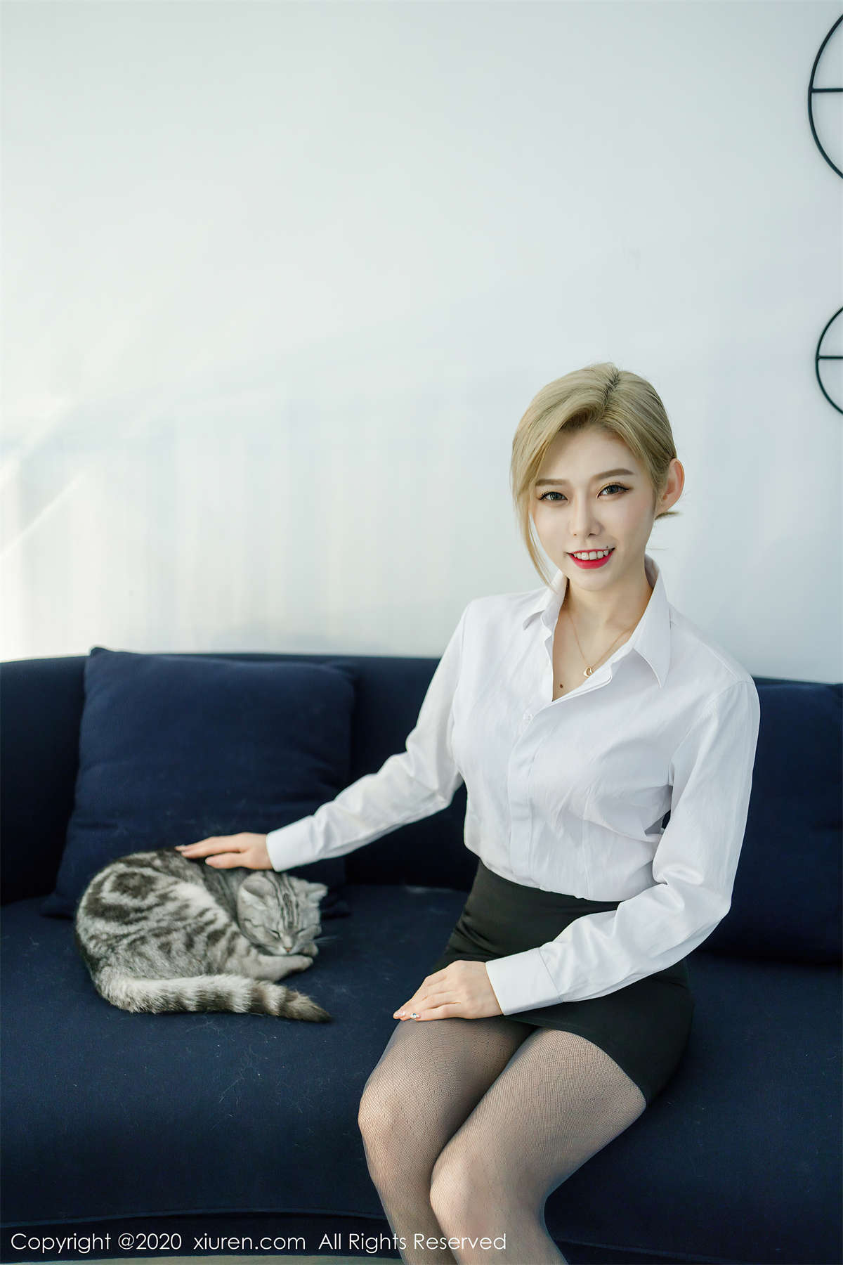 图片[2]-Xiuren秀人网 2020.08.20 NO.2466 luvian本能-日更街拍