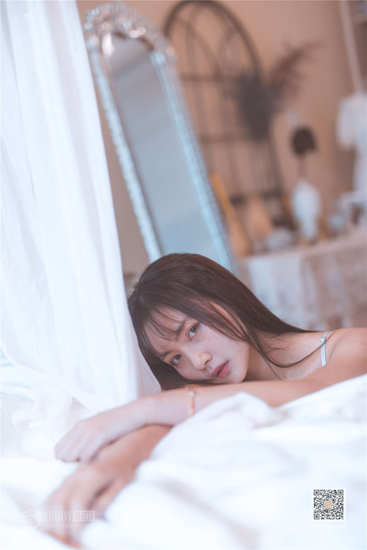 YALAYI雅拉伊 No.601 唐芯 受了点伤-日更街拍