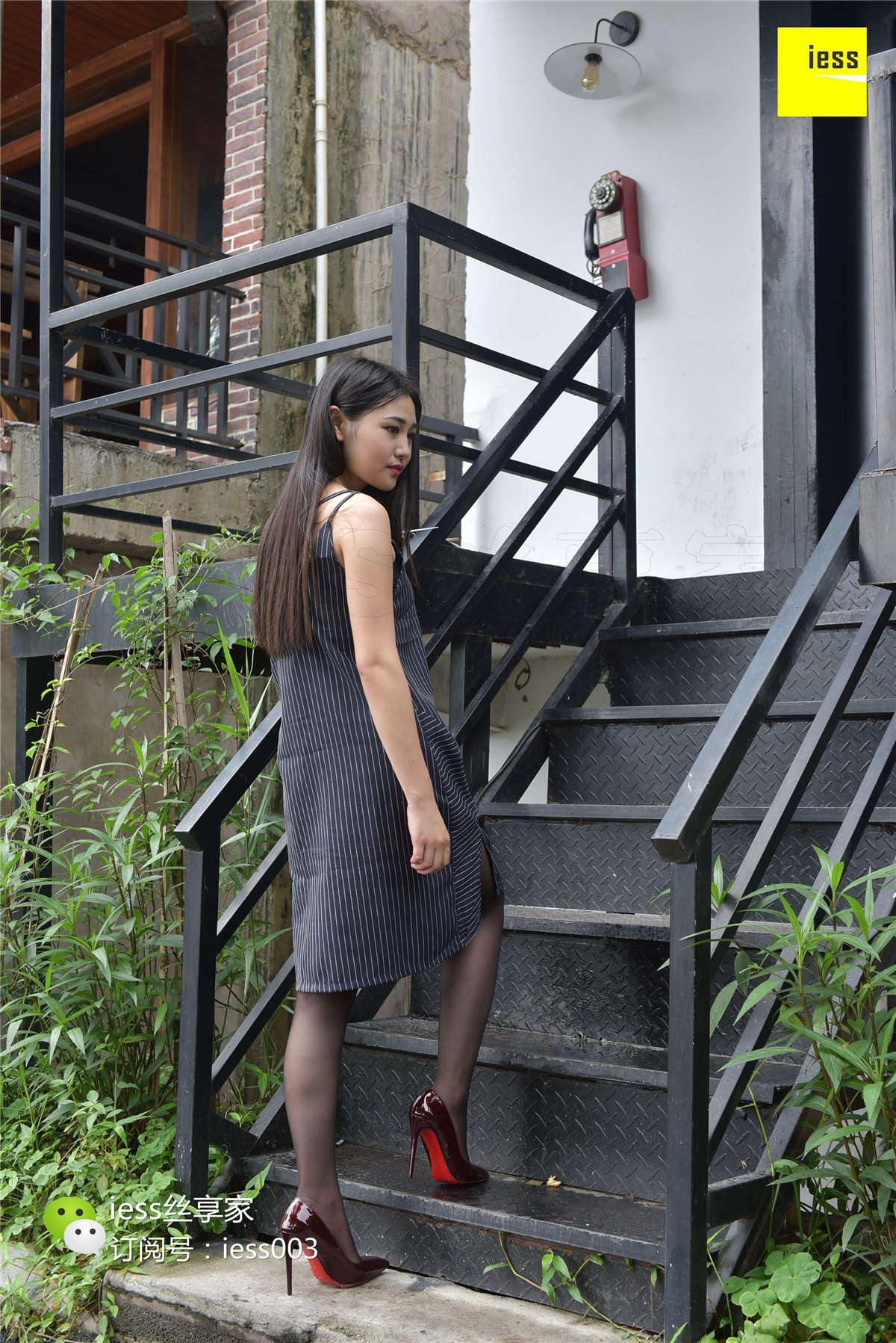 图片[2]-IESS异思趣向 丝享家035期：小阁楼里的黑丝墨轩-日更街拍