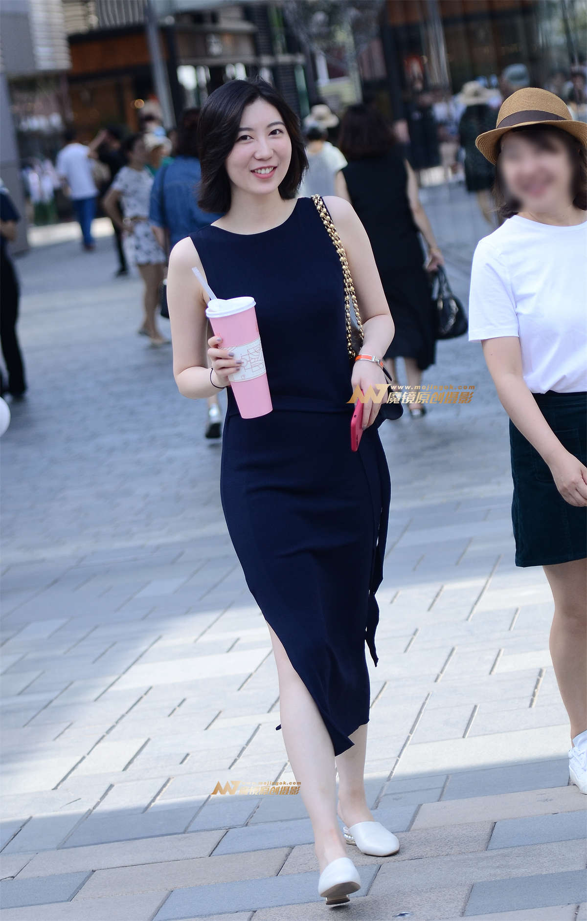 【神摄手】飘逸的无袖长裙-日更街拍