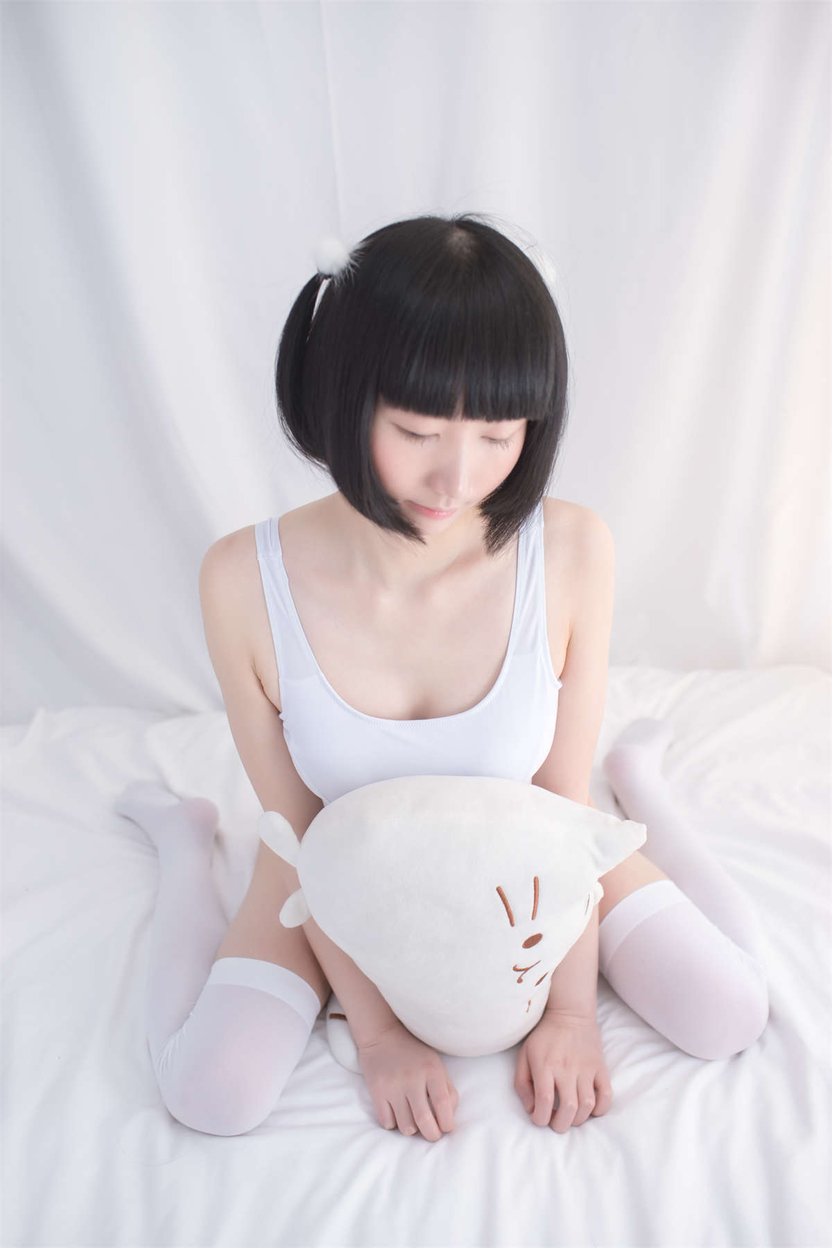 图片[2]-轻兰映画 SPL.001 白色纯情丝袜秀-日更街拍