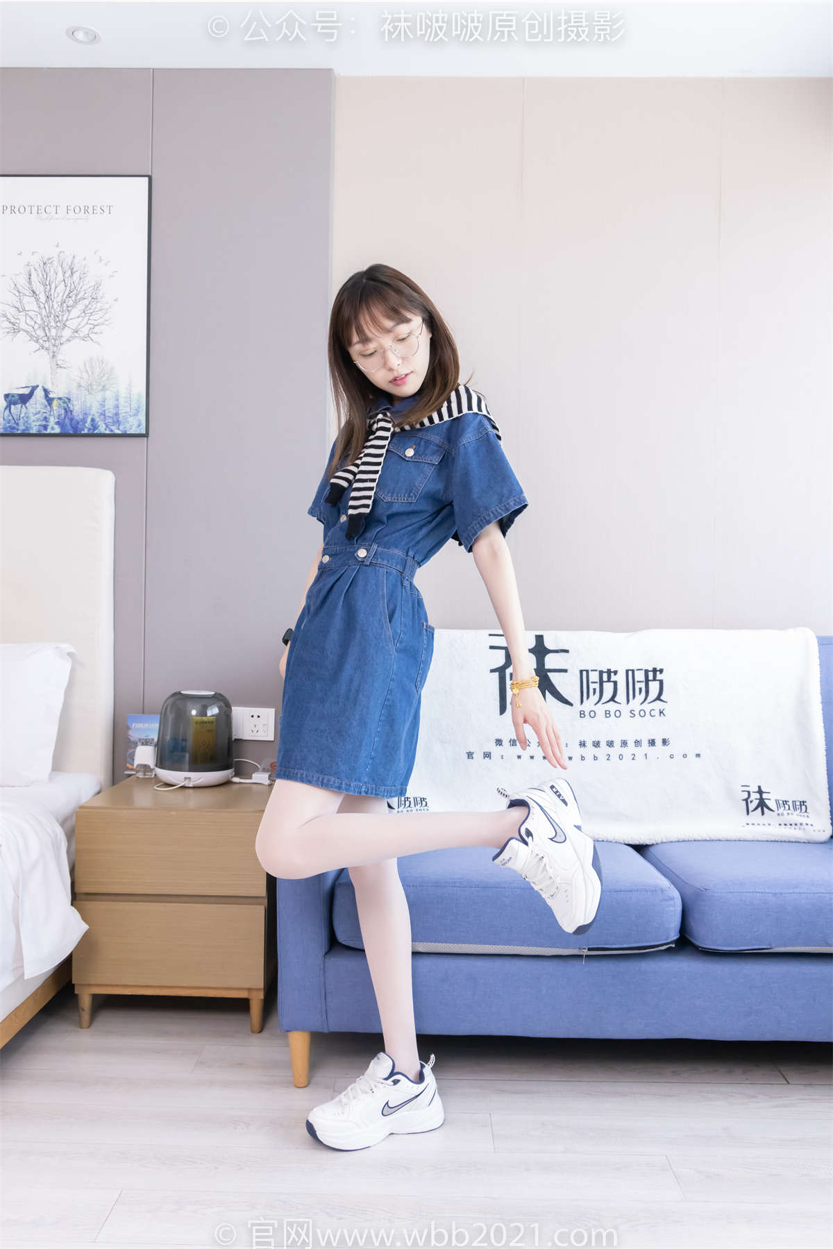 袜啵啵 No.435 稚予-板鞋、运动鞋、白丝（脚尖加固款）、肉丝（脚尖加固款）花絮版-日更街拍