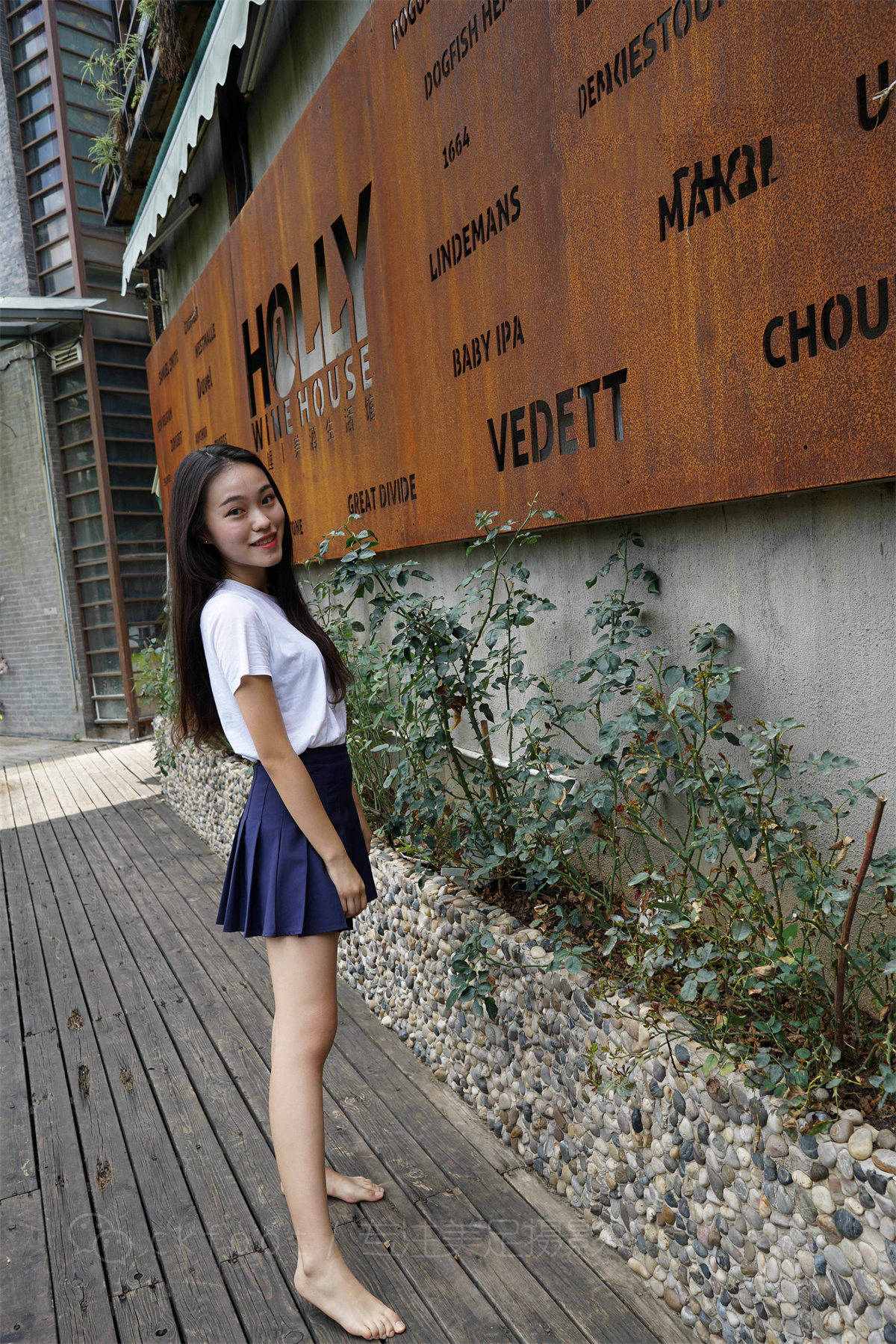 图片[2]-见新摄影 No.009 性感少女风 小依-日更街拍