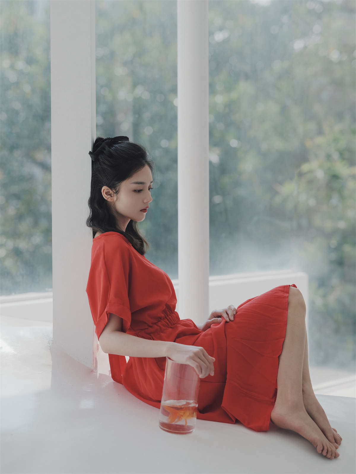 YITUYU艺图语 2023.03.20 少女与鱼 雨文插图1