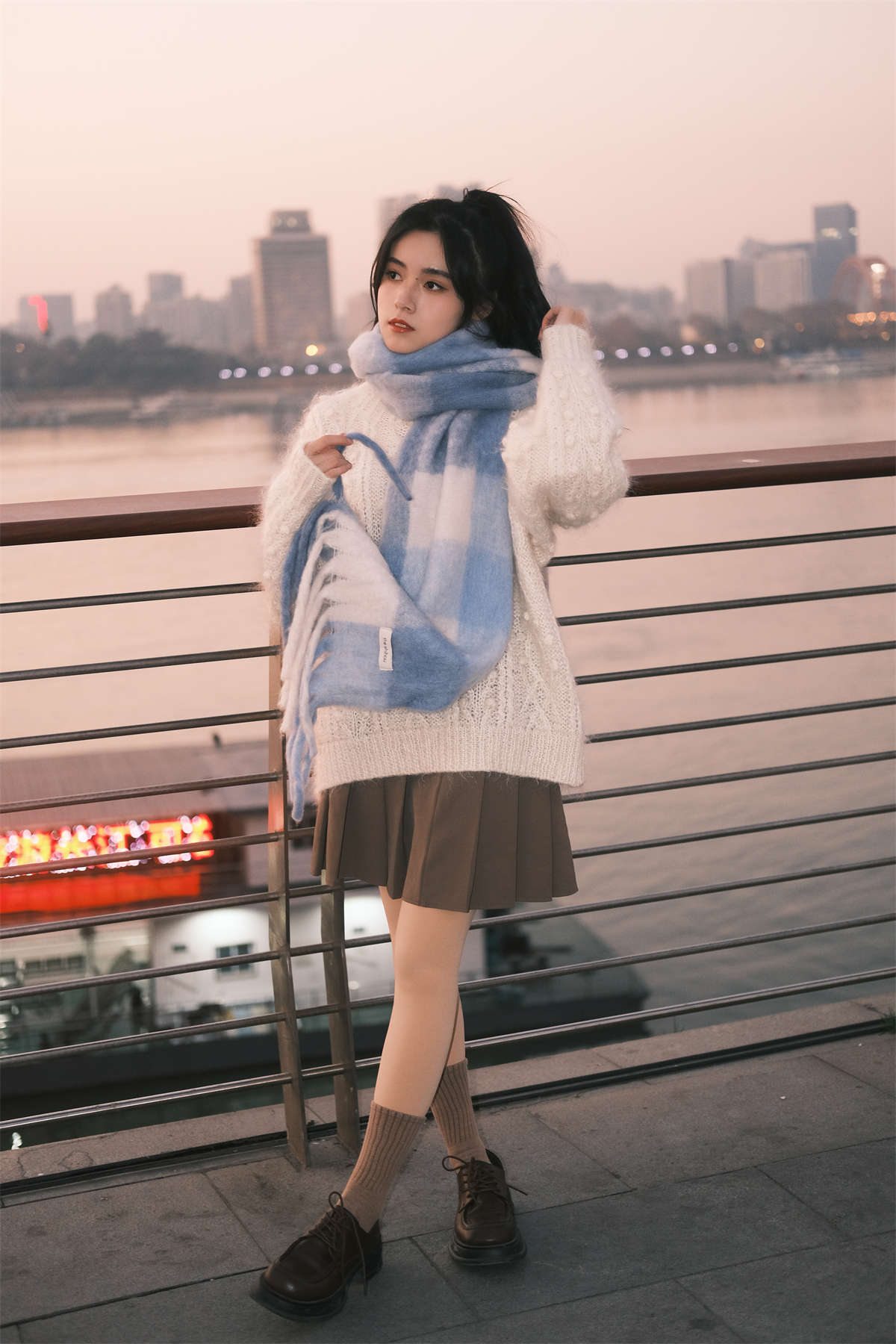 YITUYU艺图语 2023.02.15 一直到夜幕降临 靜鏡婧-日更街拍