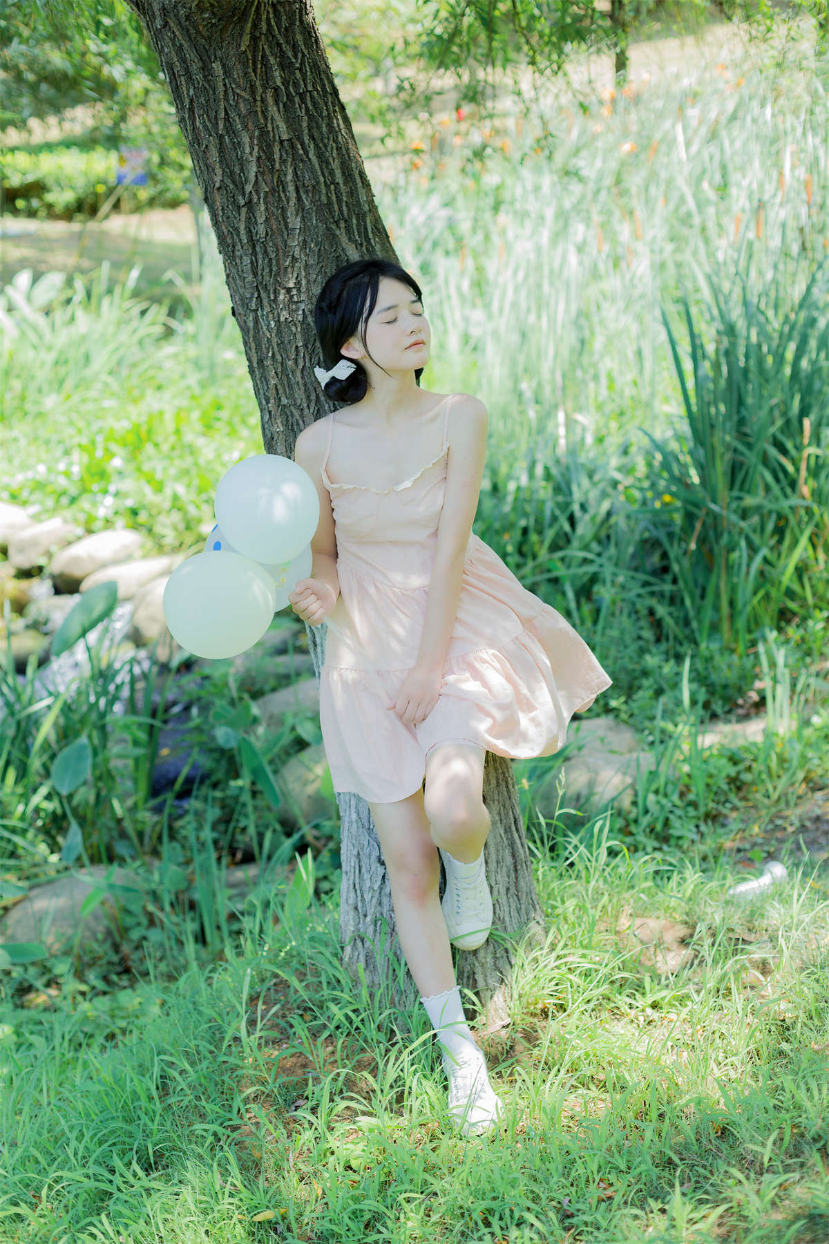 YITUYU艺图语 2022.08.19 雀斑少女的夏日绮梦 小怡妹妹cute-日更街拍