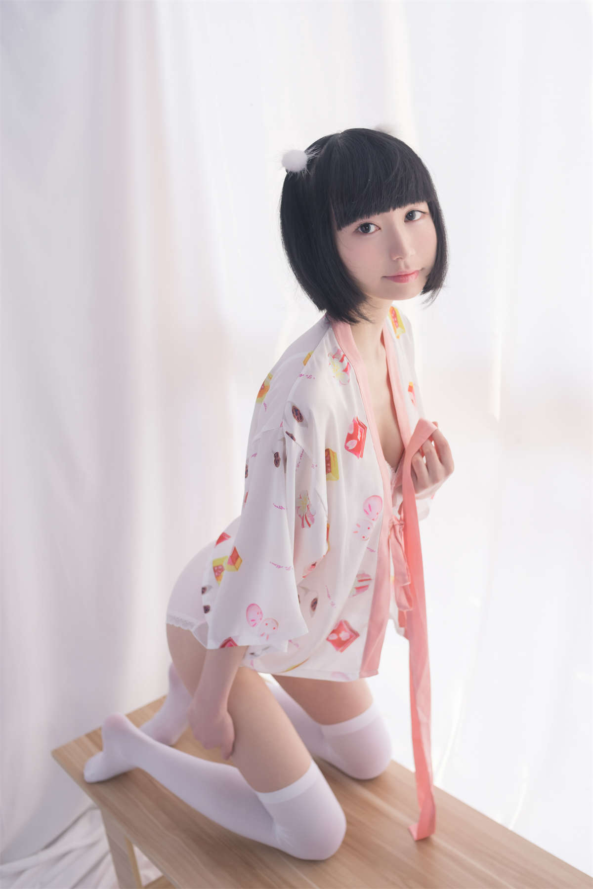 图片[2]-轻兰映画 SPL.004 妹妹头少女的白丝-日更街拍