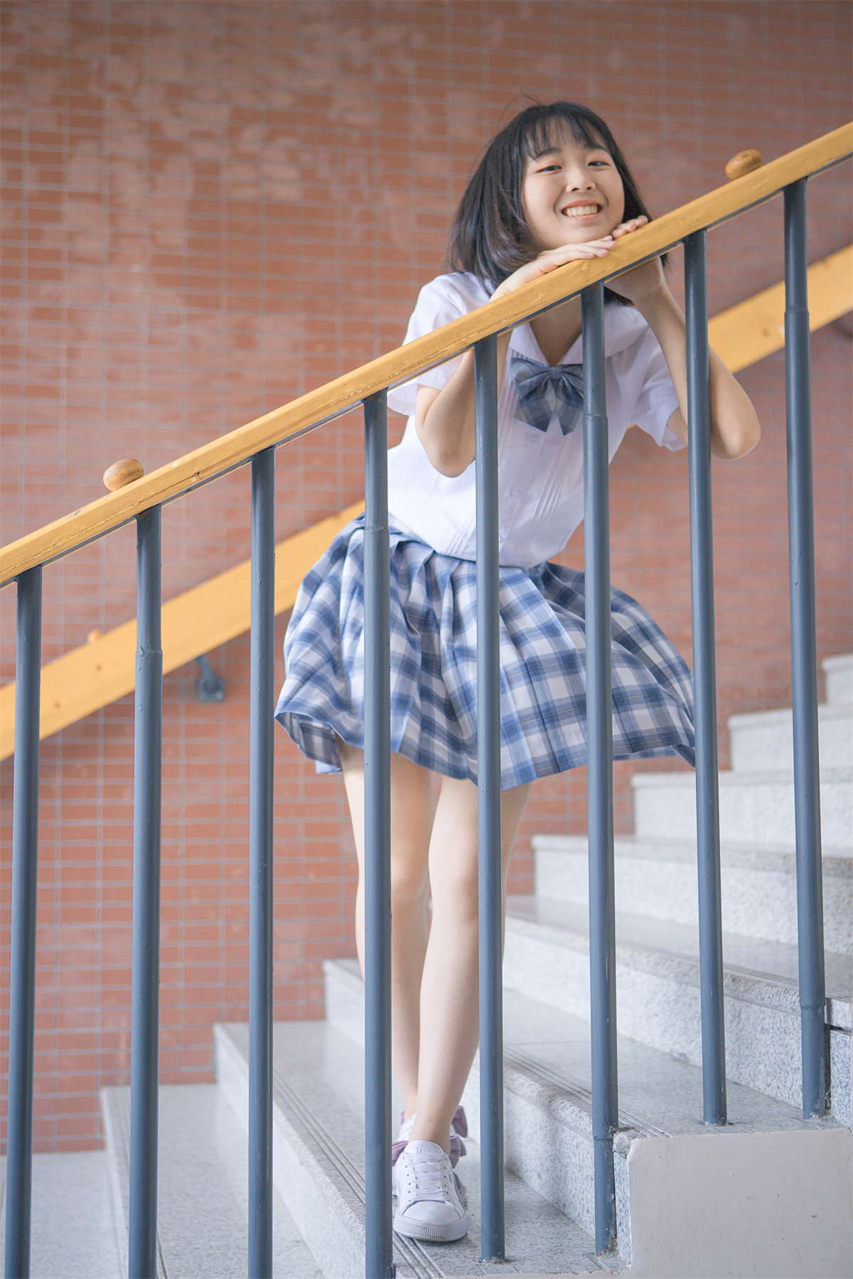 YITUYU艺图语 2022.09.24 和学妹一起上学吧 了了插图1