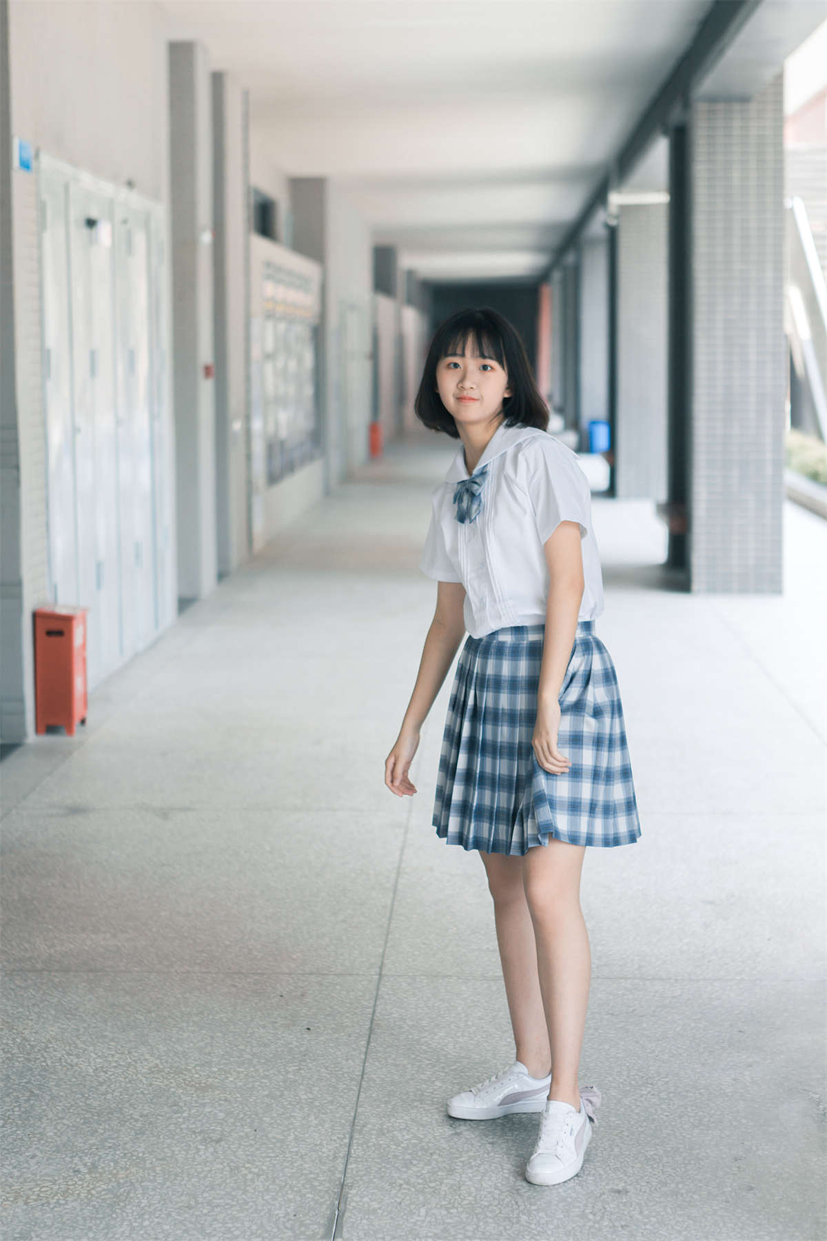 YITUYU艺图语 2022.09.24 和学妹一起上学吧 了了-日更街拍