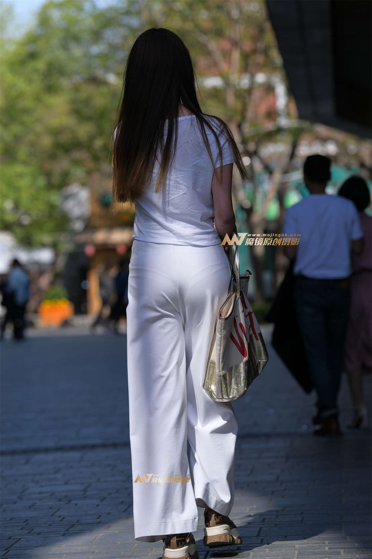 图片[2]-优雅性感白娘子-日更街拍