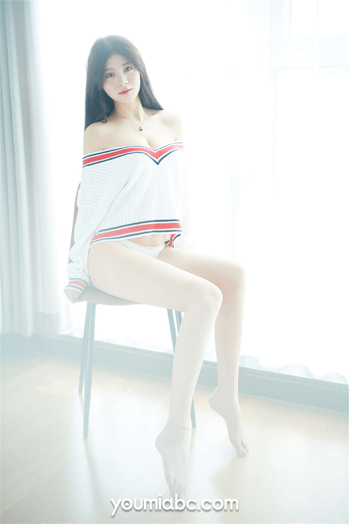 YouMi尤蜜 2019.10.21 朦胧仙境 嫩嫩-日更街拍
