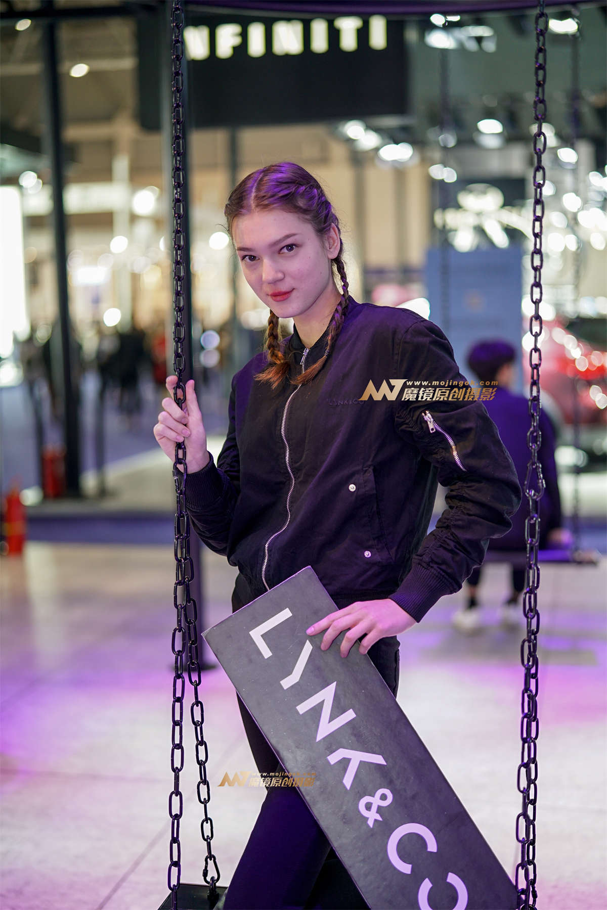 图片[2]-高颜值乌克兰小姐姐-日更街拍