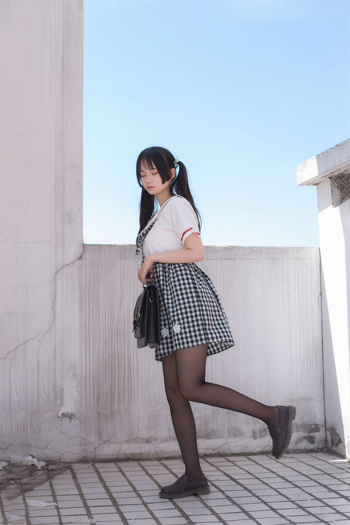 图片[2]-轻兰映画 SPL.007 黑丝学妹的性感-日更街拍