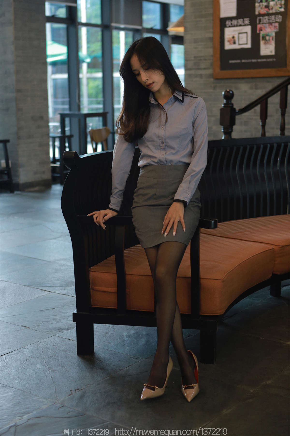 IESS异思趣向 2023.08.02 丝享家1496：美子 楼梯上的春光-日更街拍