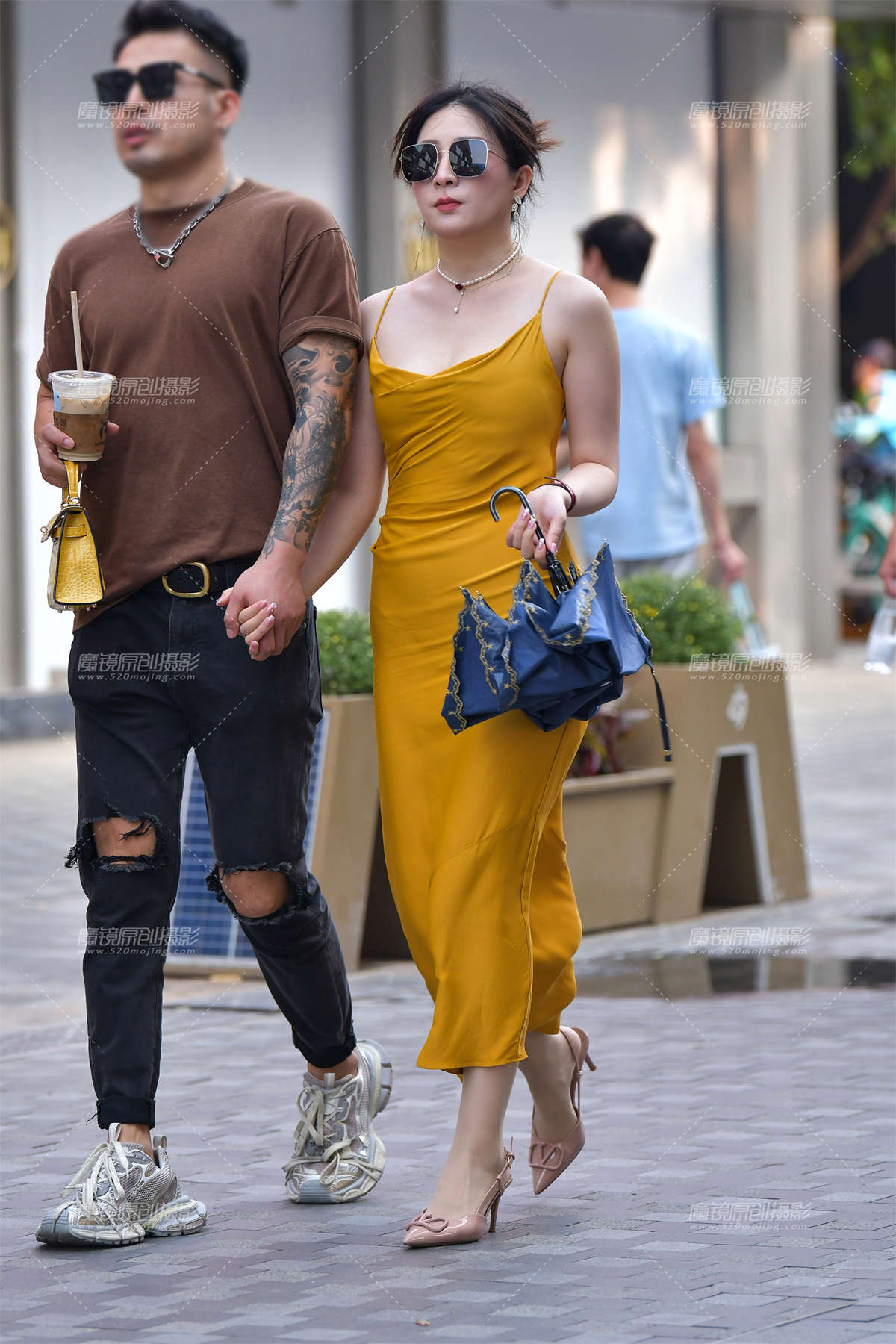 图片[2]-★气质吊带长裙美女-日更街拍