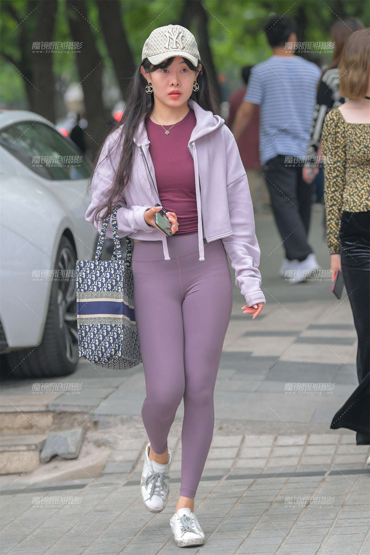 【纳兰赛帖】粉丝瑜伽姑娘-日更街拍