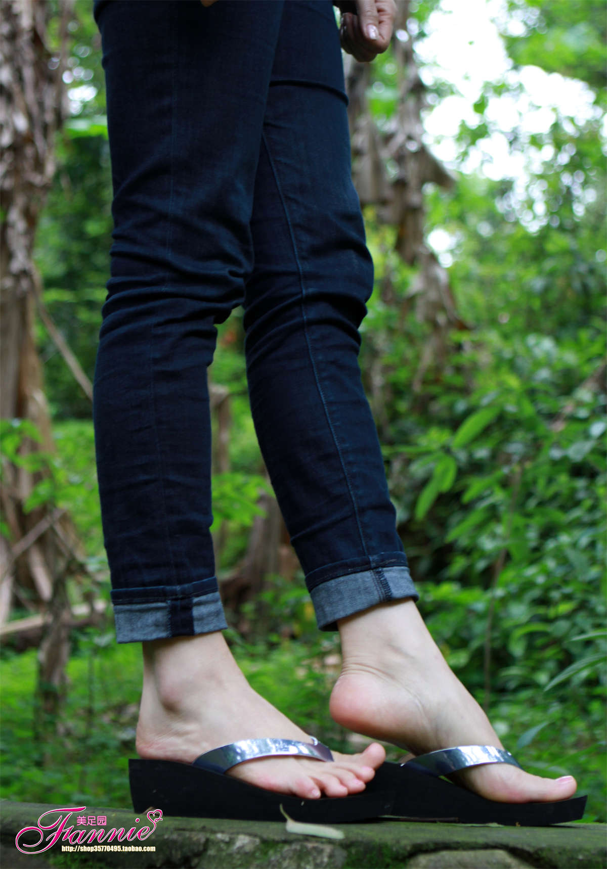 Fannie芬妮美足园NO.300 在水一方（6）-日更街拍