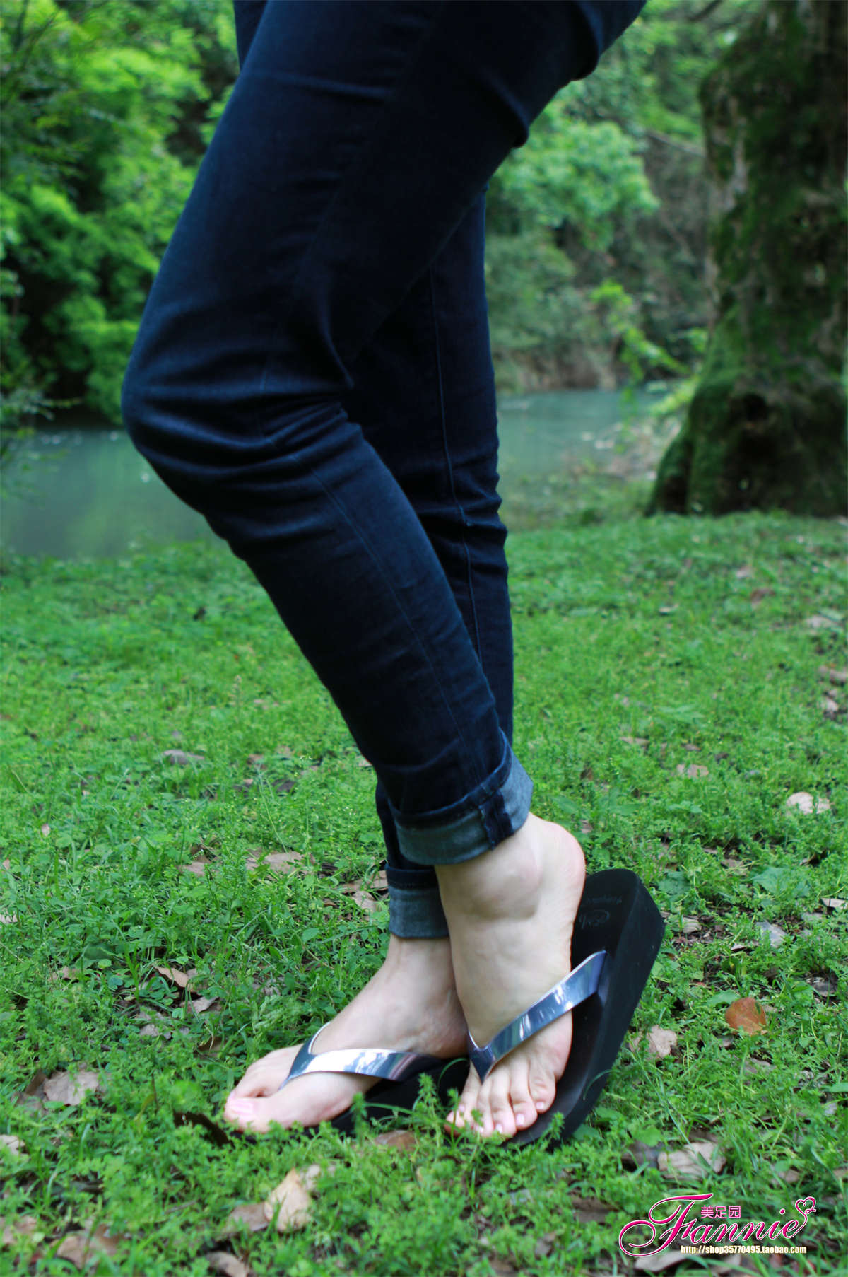 图片[2]-Fannie芬妮美足园NO.300 在水一方（6）-日更街拍