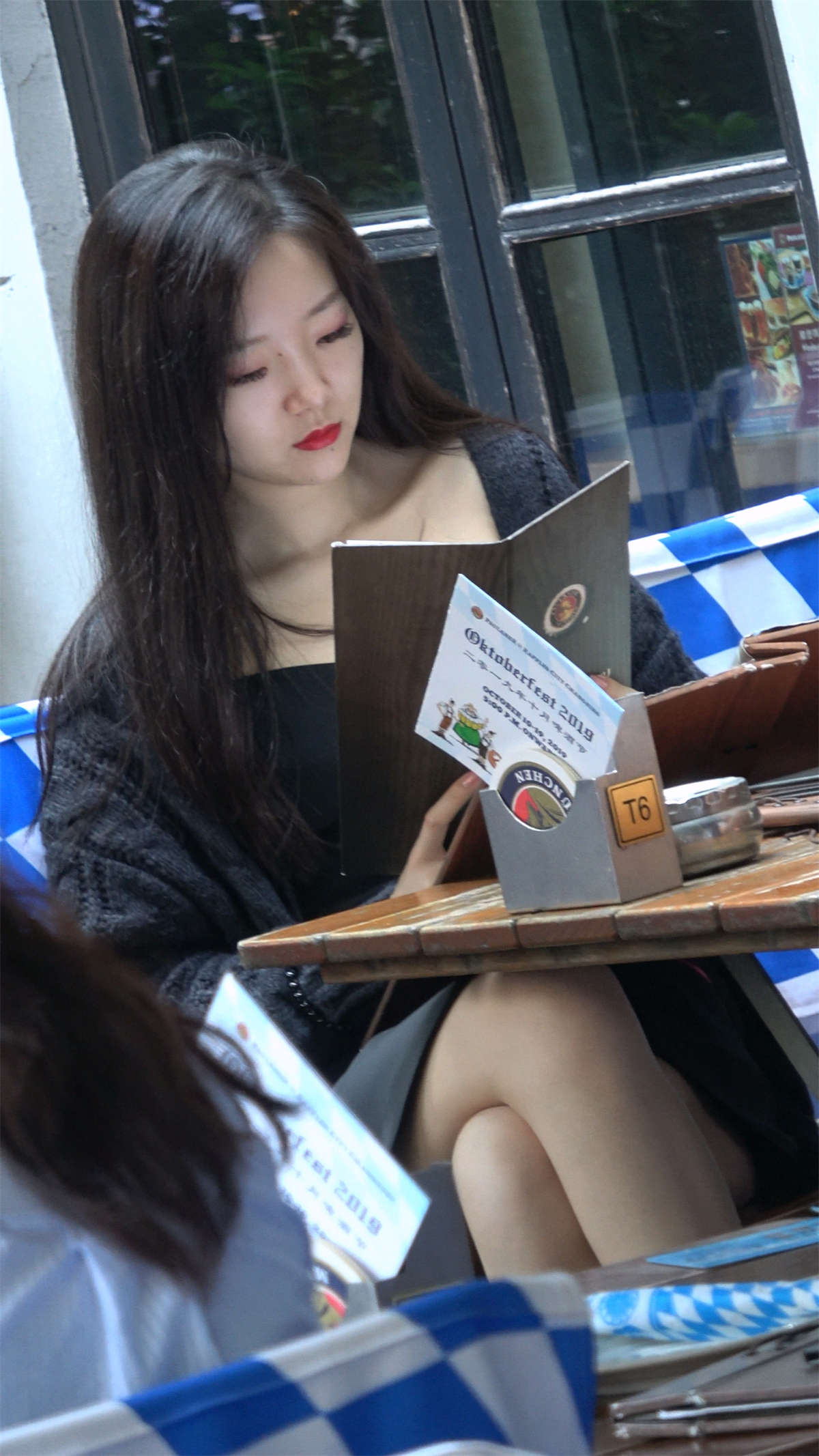 图片[2]-时尚气质高颜值美女-日更街拍