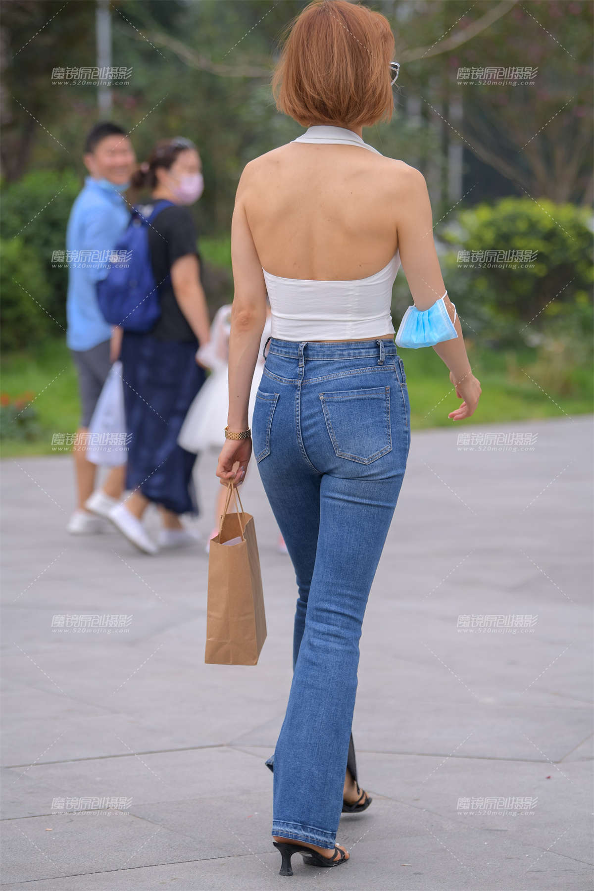 图片[2]-【街拍之魂赛帖】时尚的紧牛美女-日更街拍