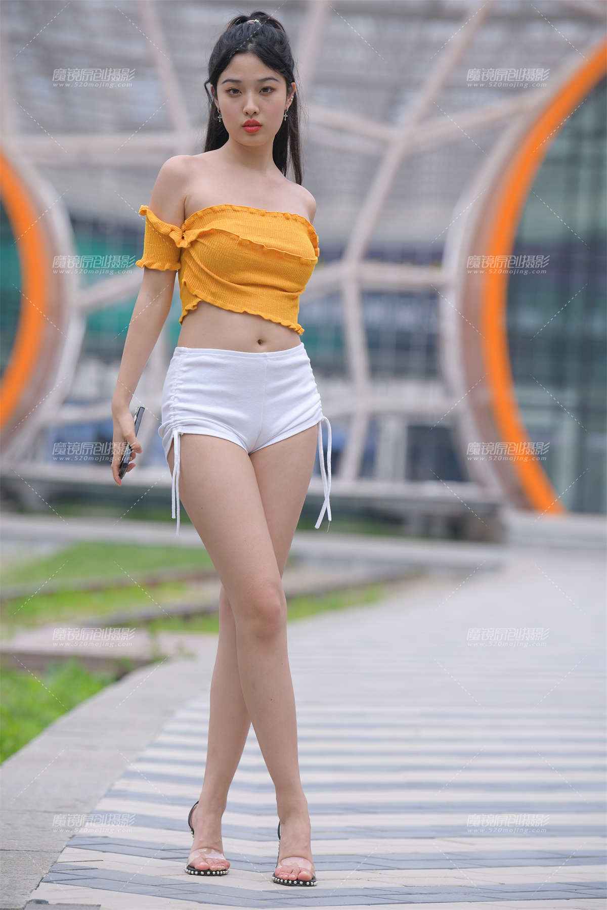 一个人的烟火-日更街拍