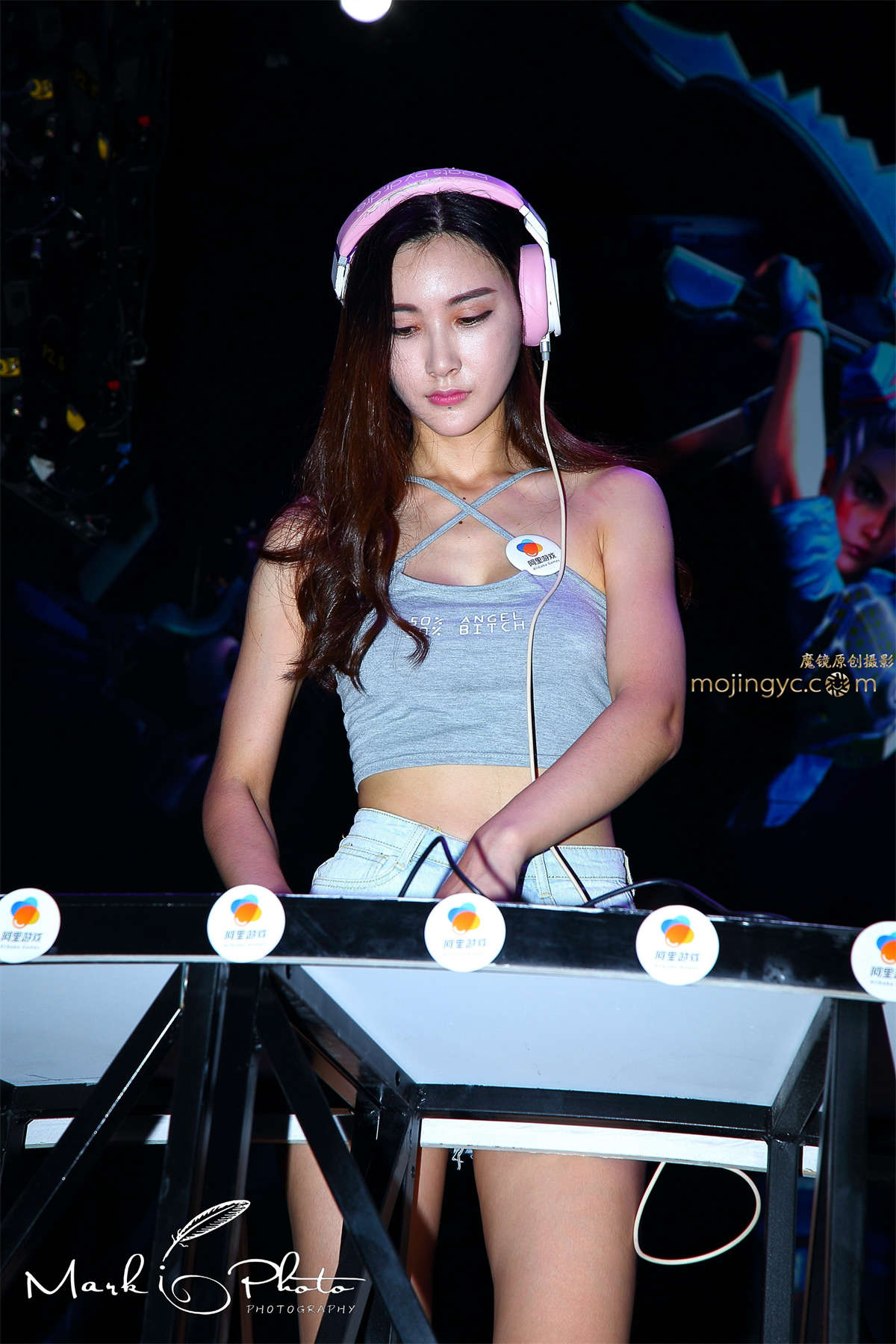 图片[2]-DJ美臀两颗痣-日更街拍