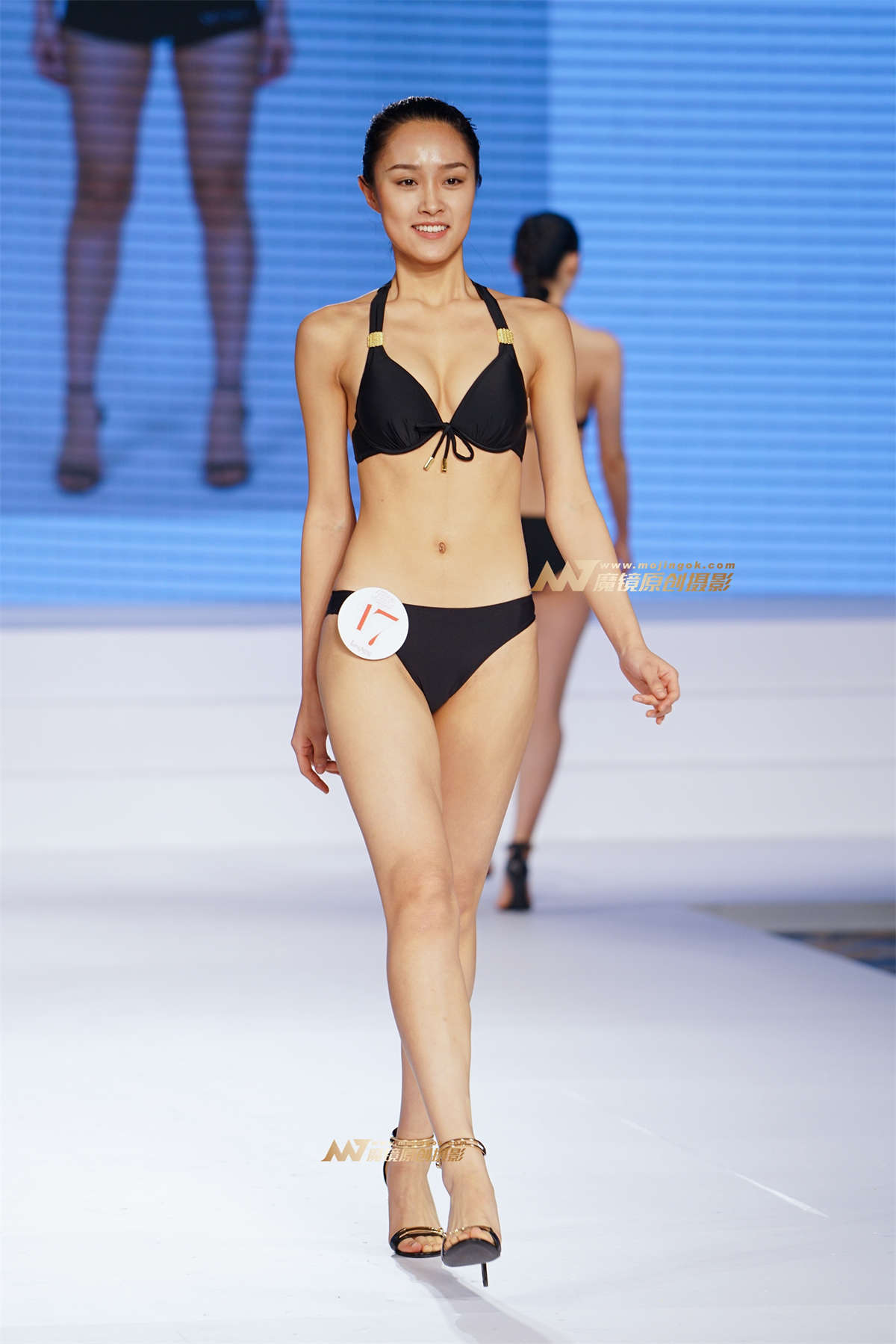 模特大赛比基尼秀-日更街拍