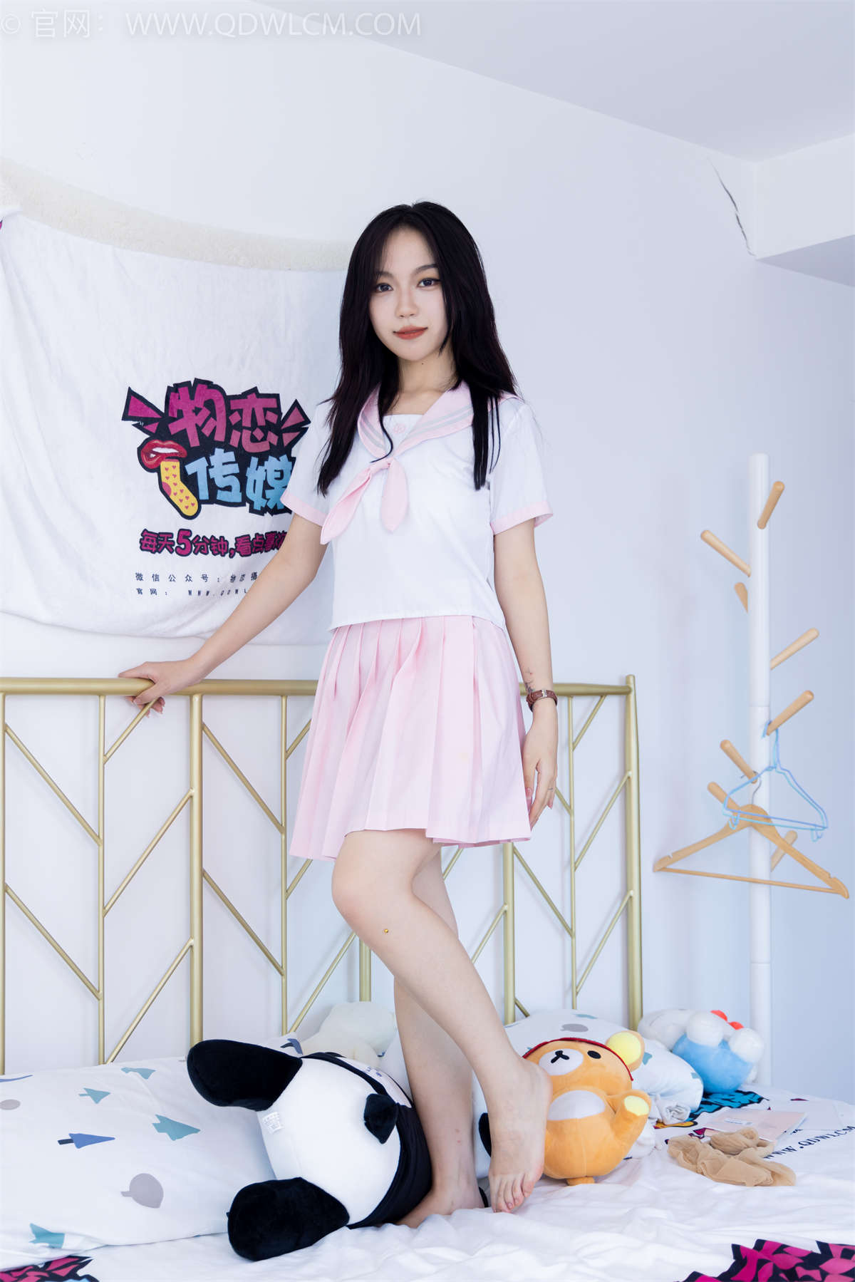 物恋传媒 NO.1730 纱纱-迷失烟火-日更街拍