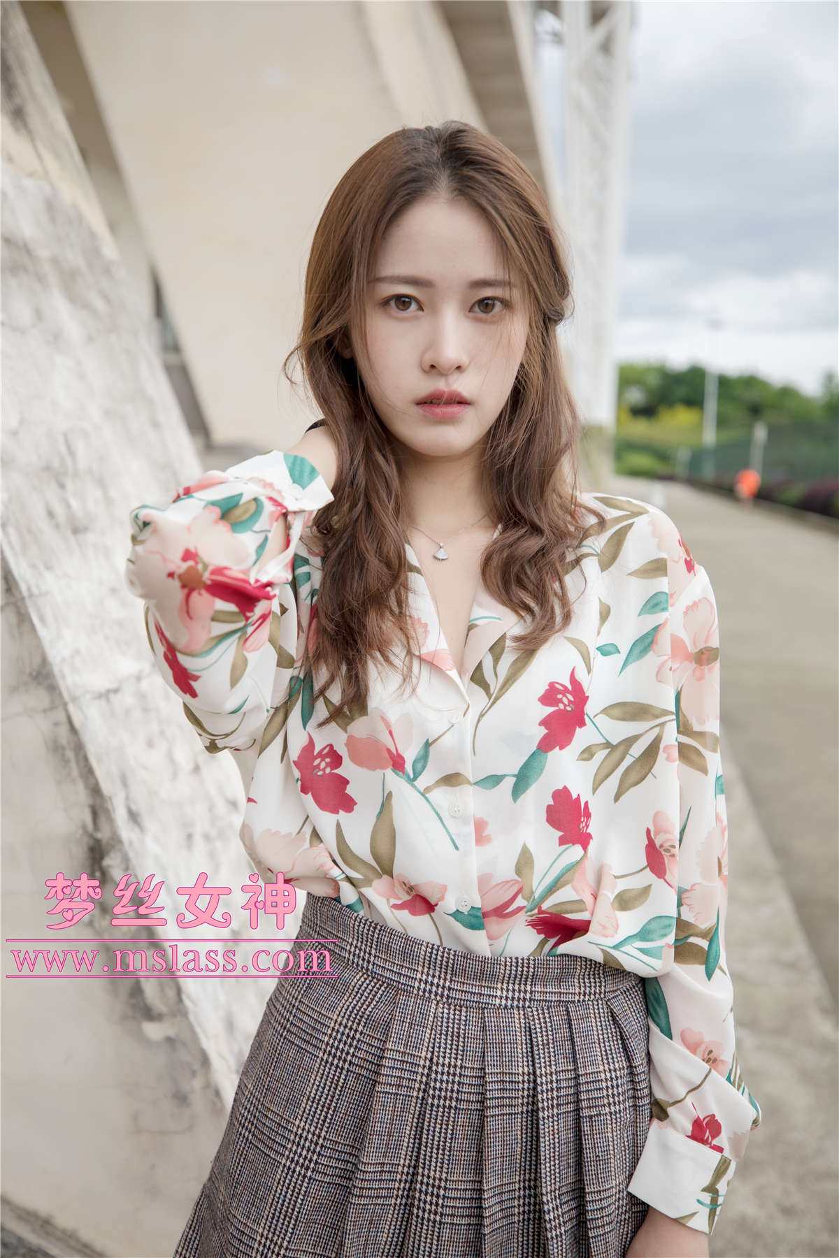 图片[2]-2019.05.20 魏婷婷 宿楼丝袜玉足女神-日更街拍