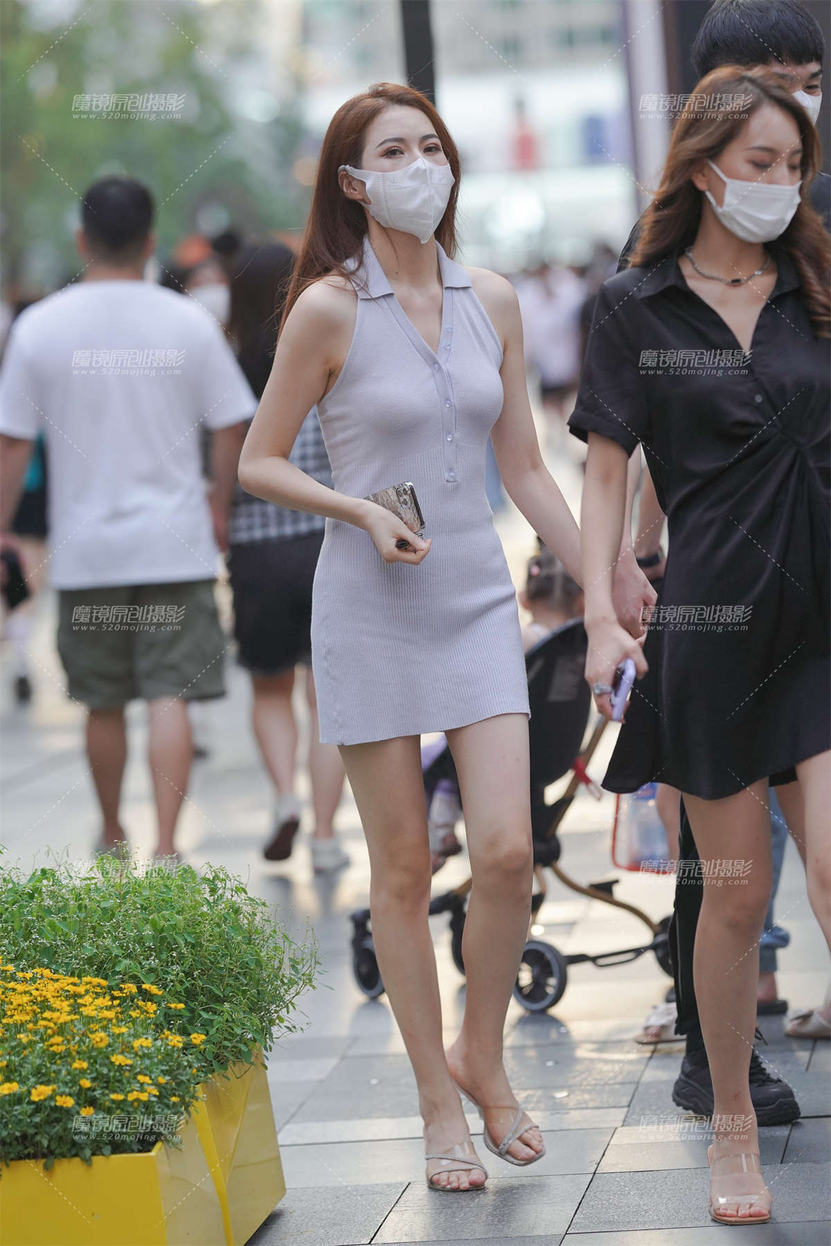 苗条女友-日更街拍