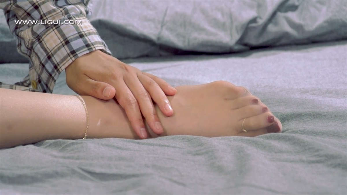 Ligui丽柜视频 2020.07.09 孤枕难眠 安安-日更街拍