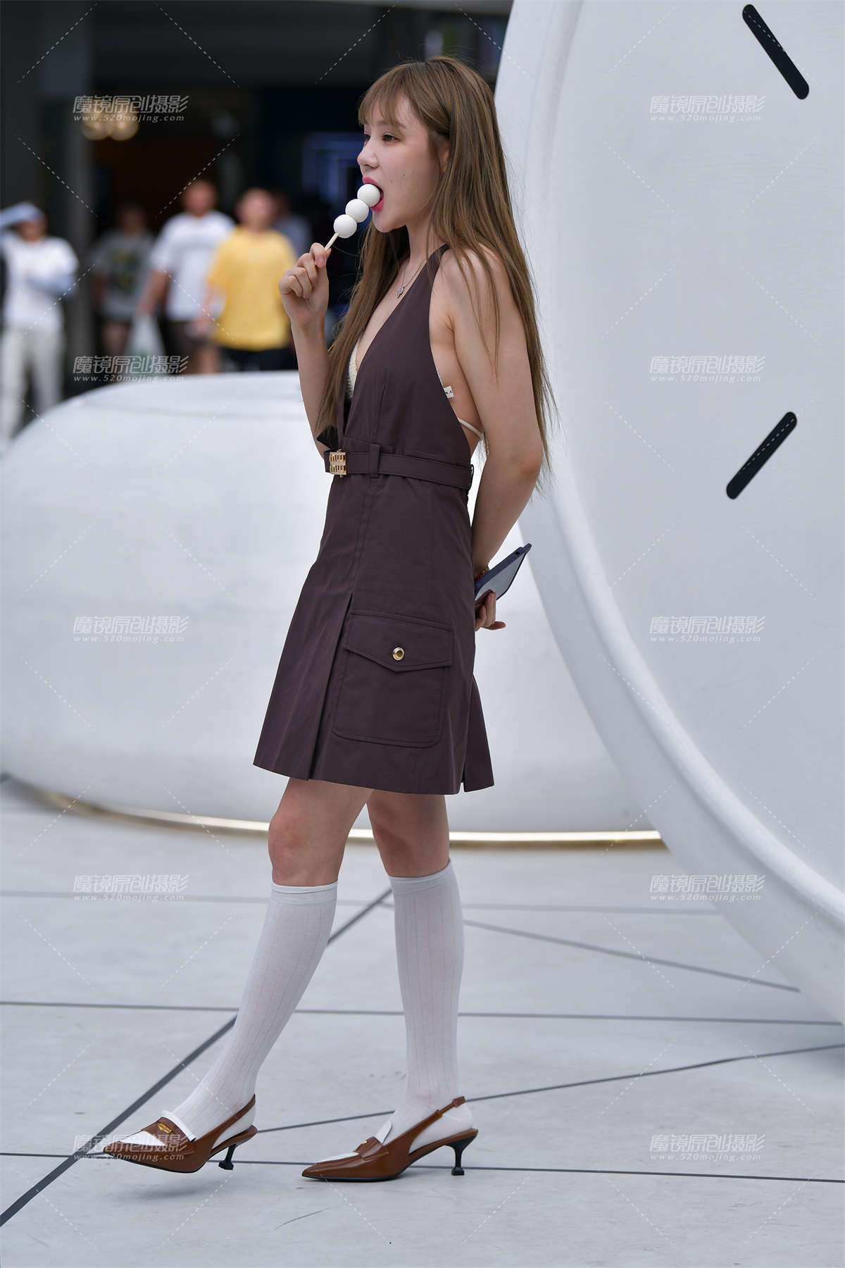 ★清凉短裙美女-日更街拍