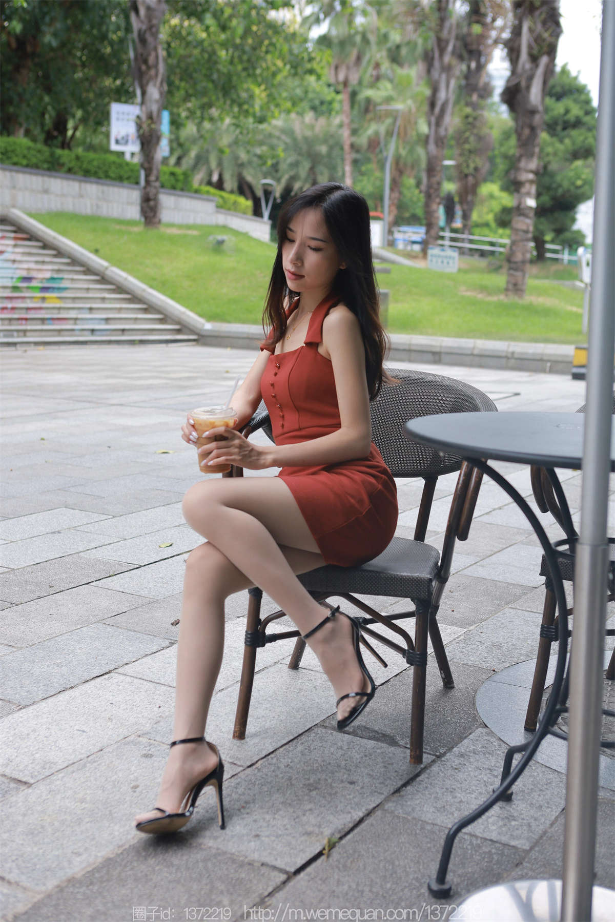 IESS异思趣向 2023.07.27 丝享家1492：美子 街头丽人-日更街拍