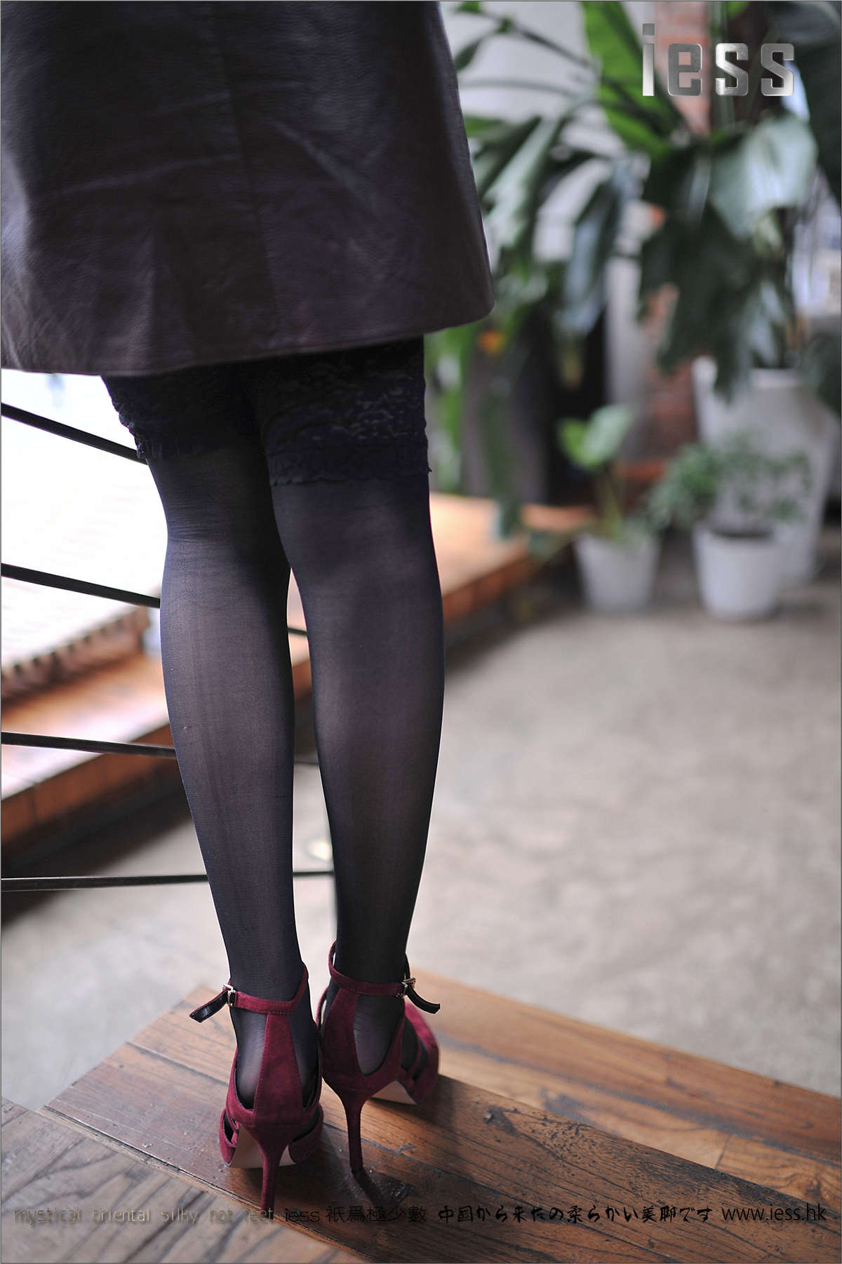IESS异思趣向 丝足便当047期：少女的腿（足） 小夕-日更街拍