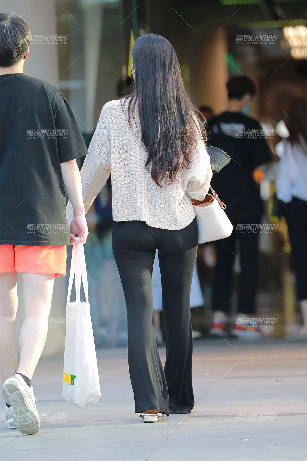 图片[2]-【玻璃赛帖】黑色瑜伽裤-日更街拍