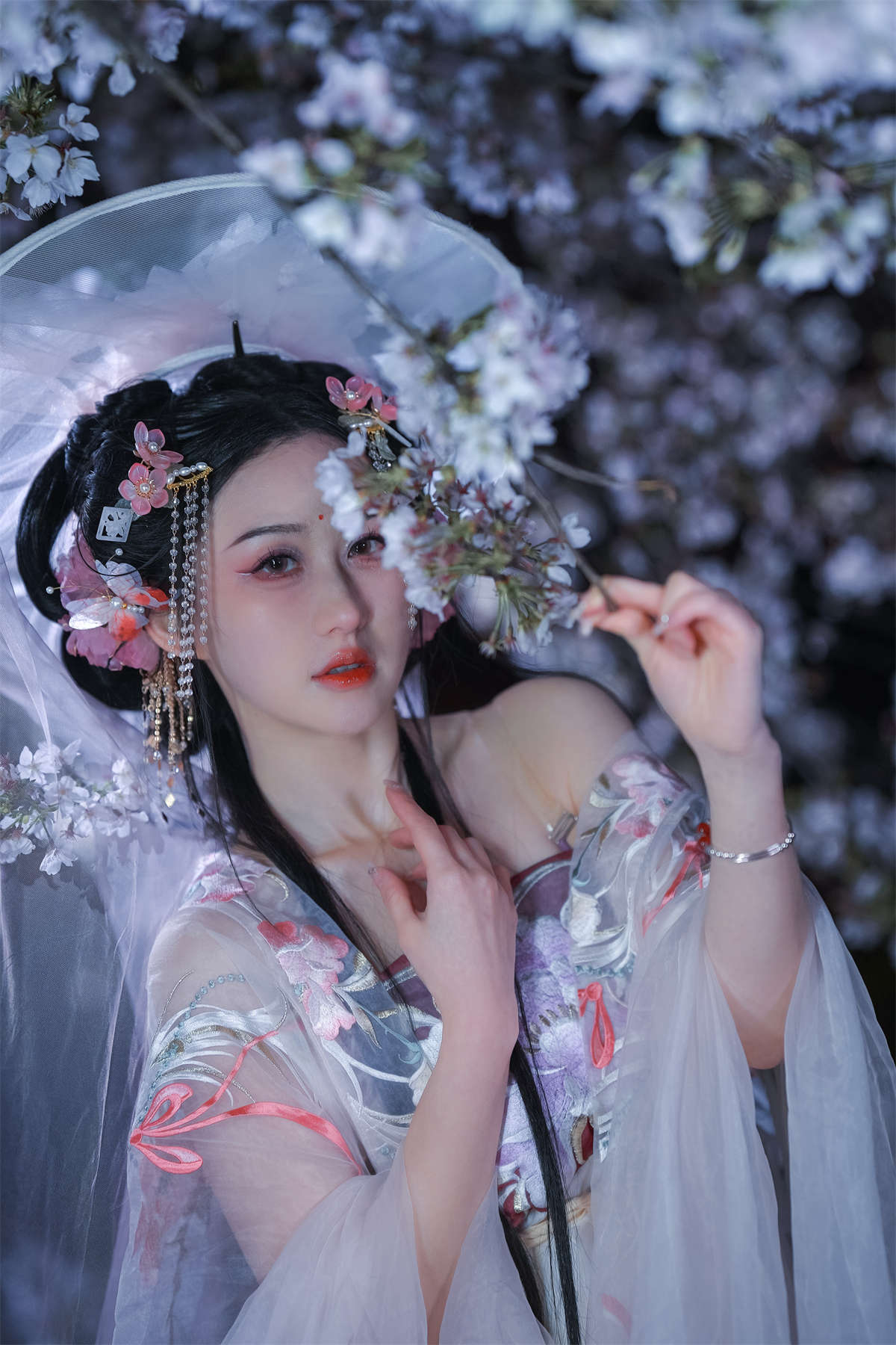 YITUYU艺图语 2023.04.13 花千树 娇娇插图1