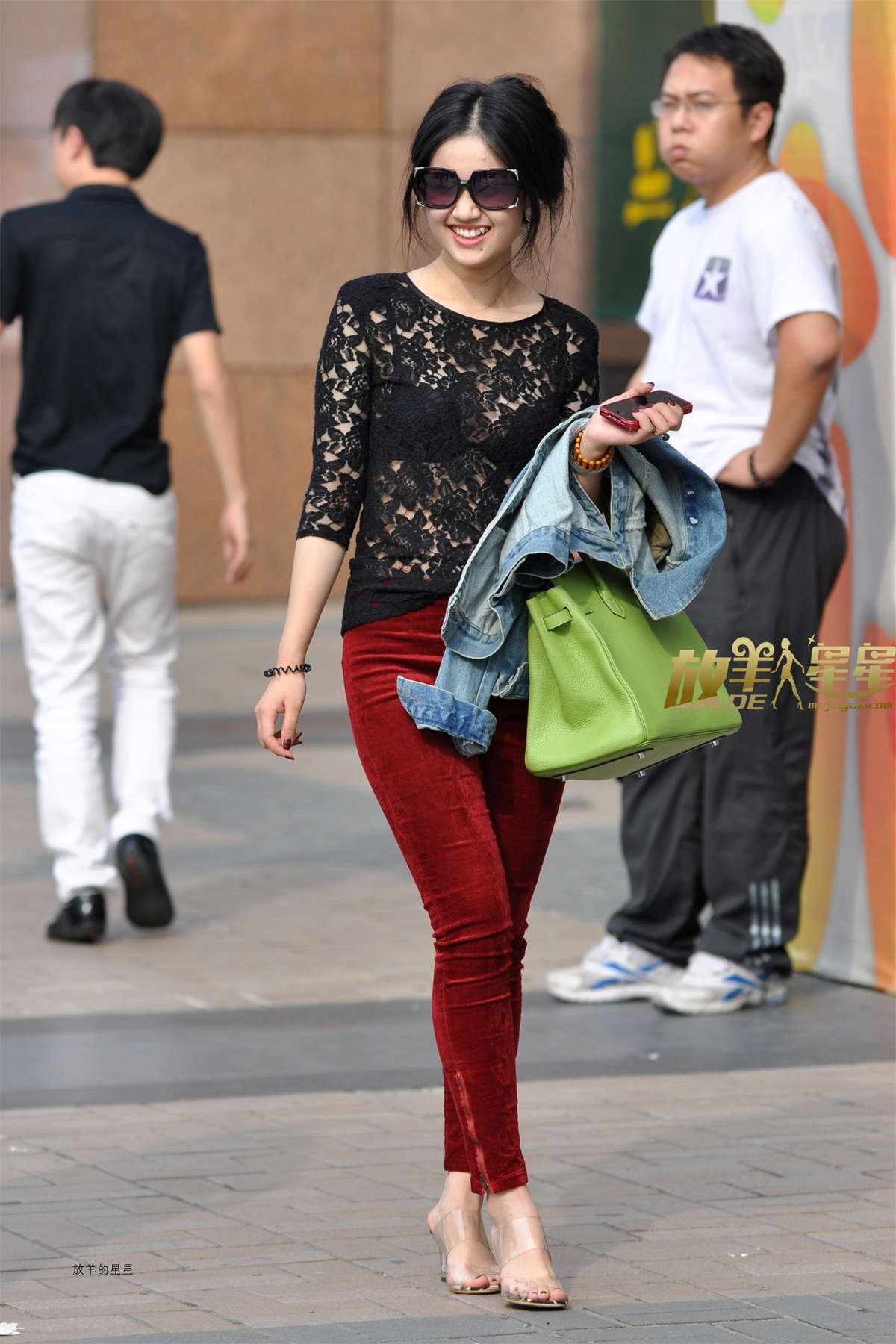 【放羊的星星】-红裤-【11P】-日更街拍