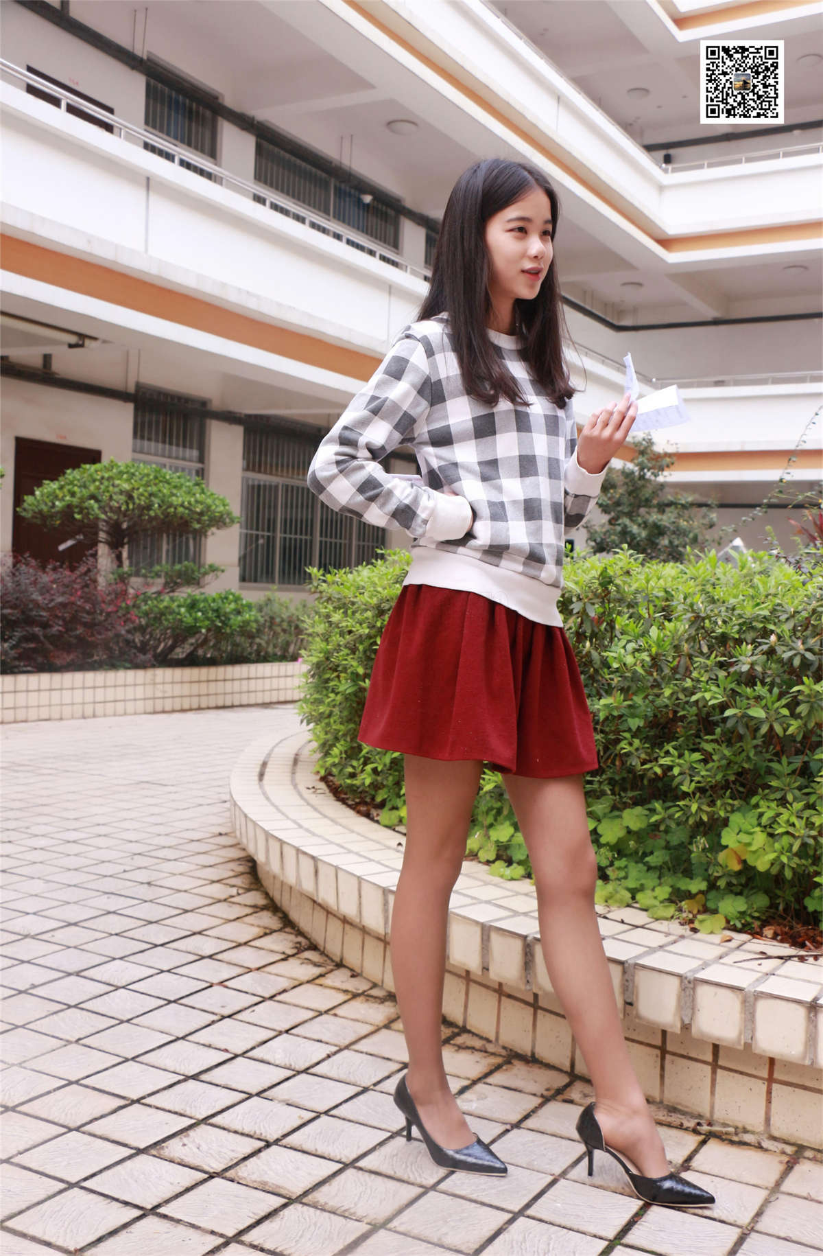 MussGirl慕丝女郎学妹系列12 学妹告诉你,支援武汉,从宅做起2-日更街拍
