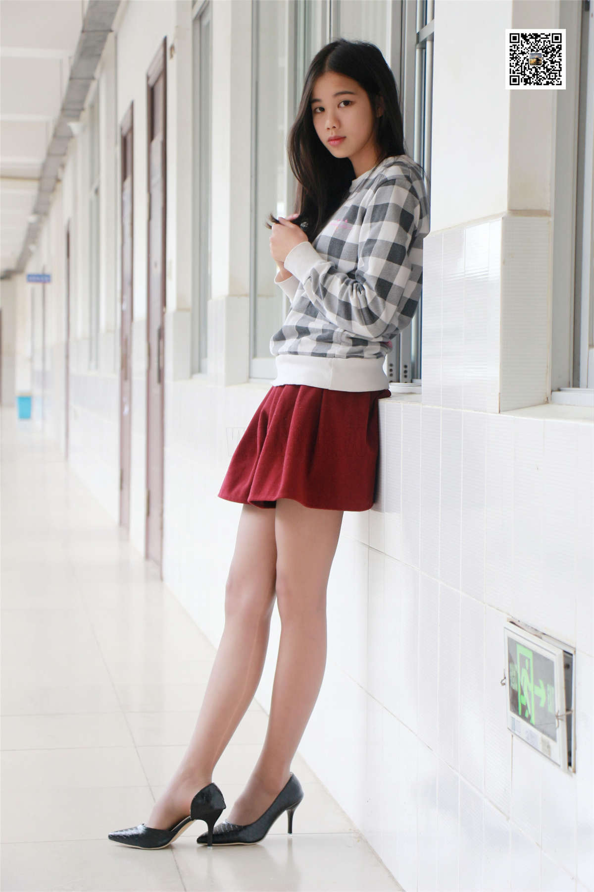 图片[2]-MussGirl慕丝女郎学妹系列12 学妹告诉你,支援武汉,从宅做起2-日更街拍