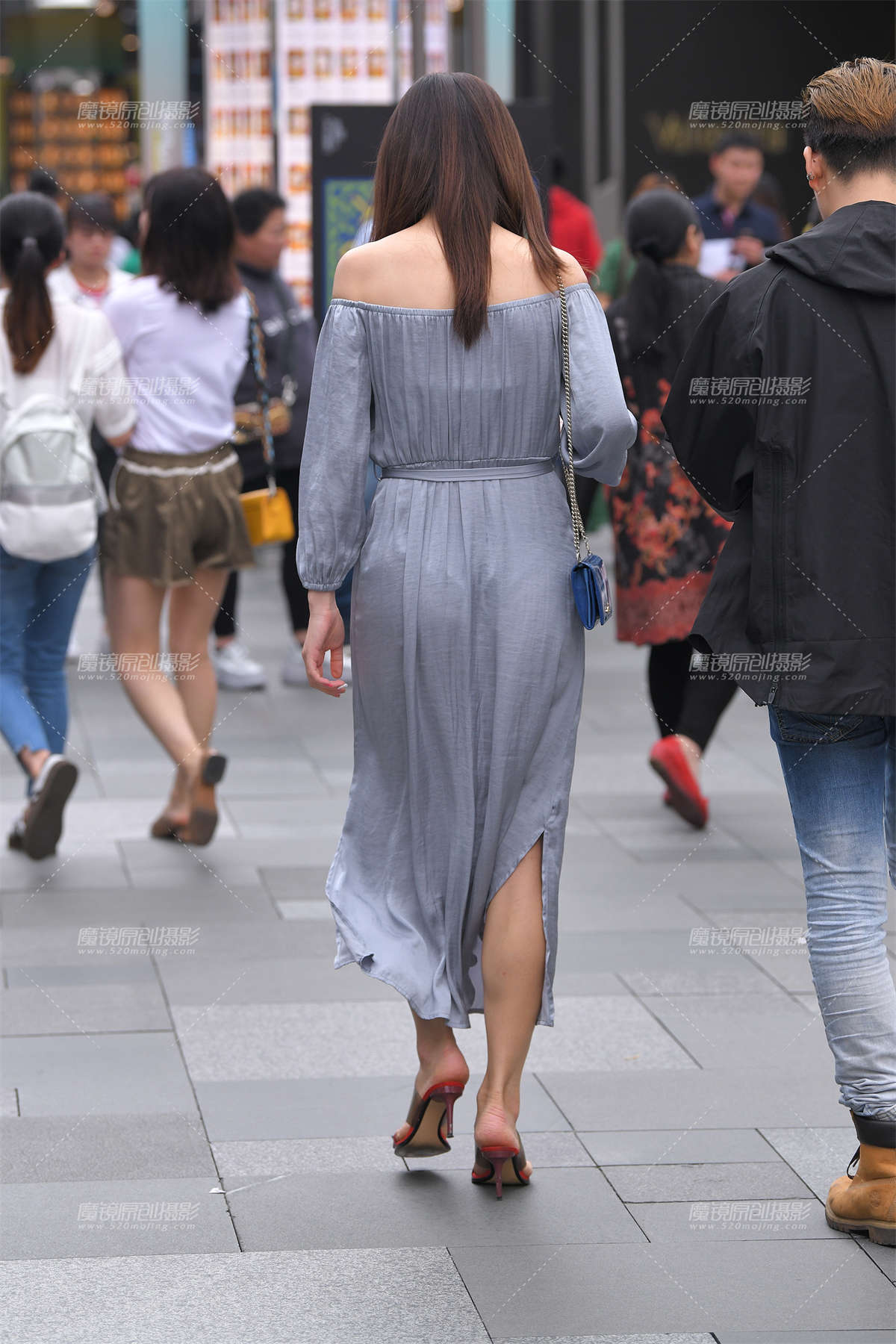 图片[2]-【视觉冲击赛贴】薄款长裙，朦胧美-日更街拍